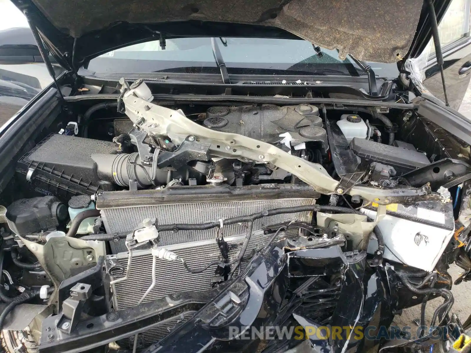 7 Photograph of a damaged car JTEBU5JR6L5769161 TOYOTA 4RUNNER 2020