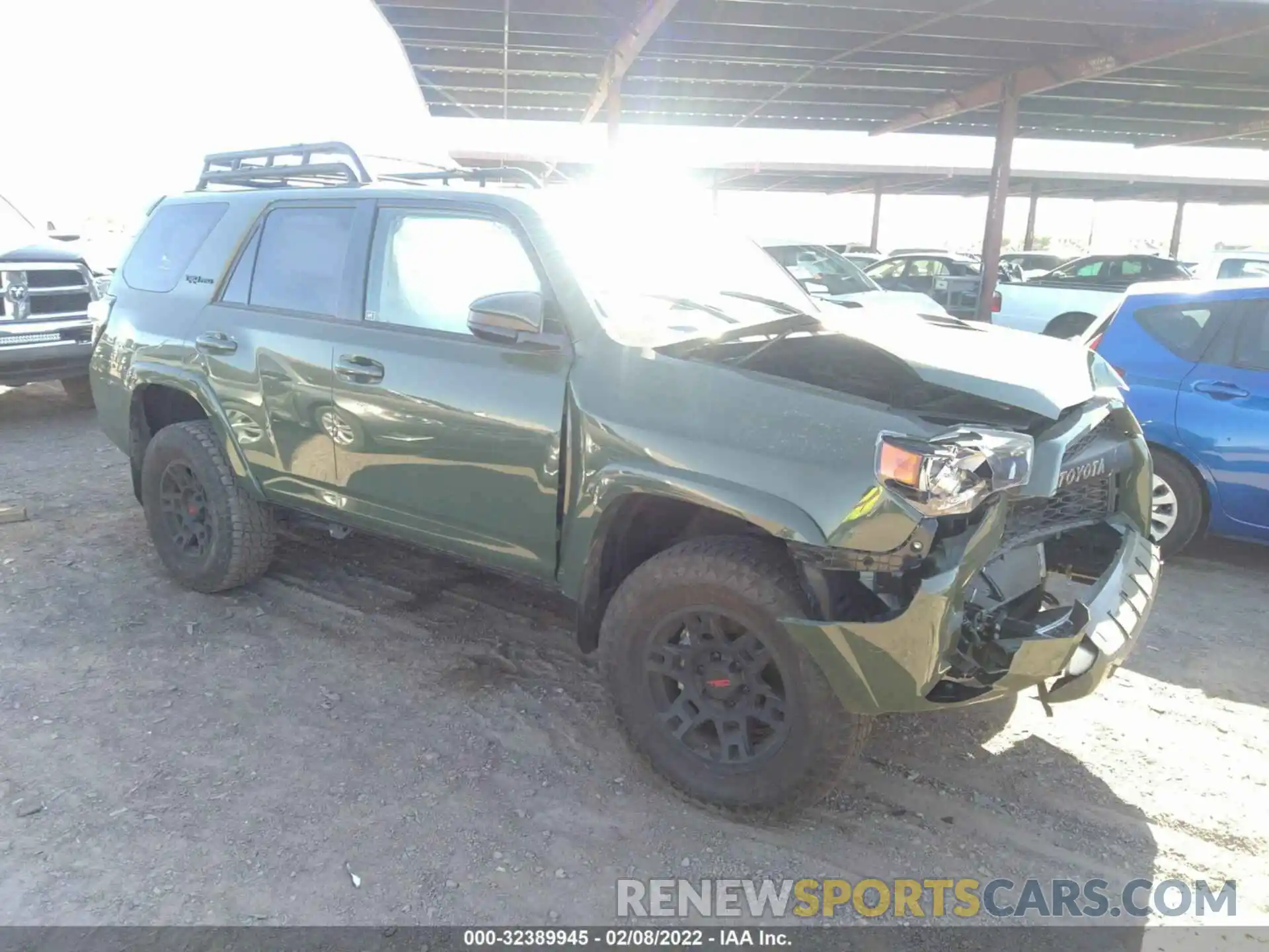 1 Photograph of a damaged car JTEBU5JR6L5771332 TOYOTA 4RUNNER 2020