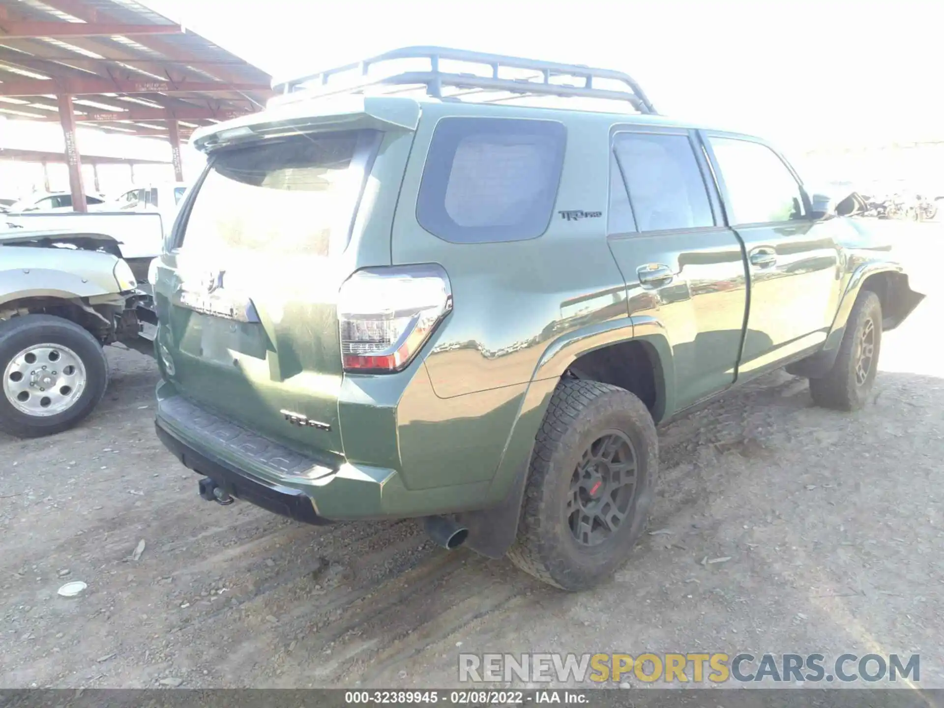 4 Фотография поврежденного автомобиля JTEBU5JR6L5771332 TOYOTA 4RUNNER 2020