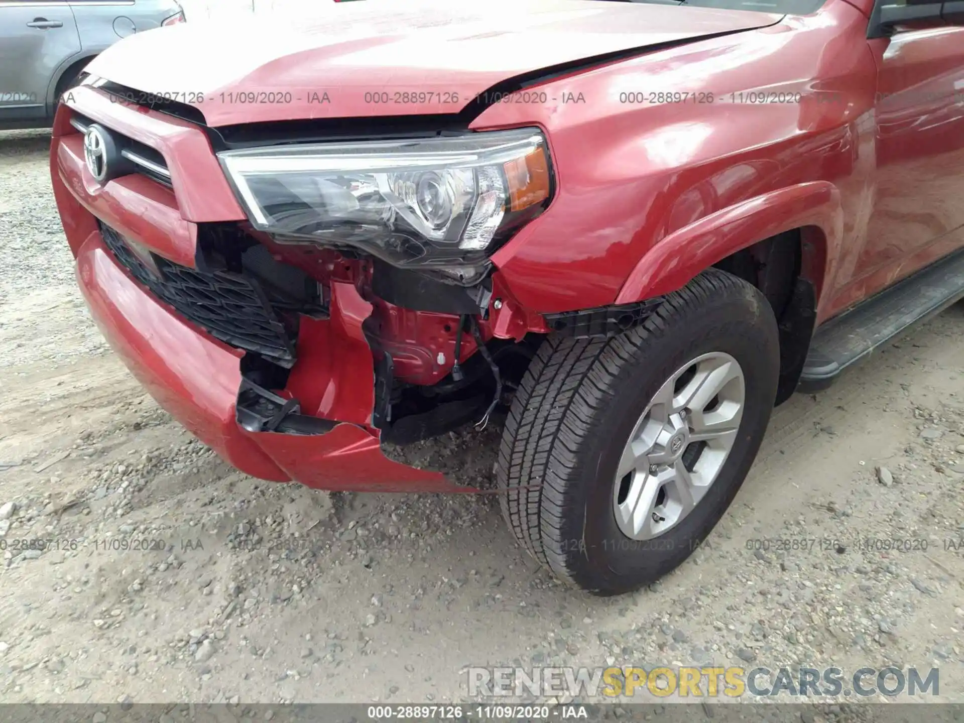 6 Photograph of a damaged car JTEBU5JR6L5775753 TOYOTA 4RUNNER 2020