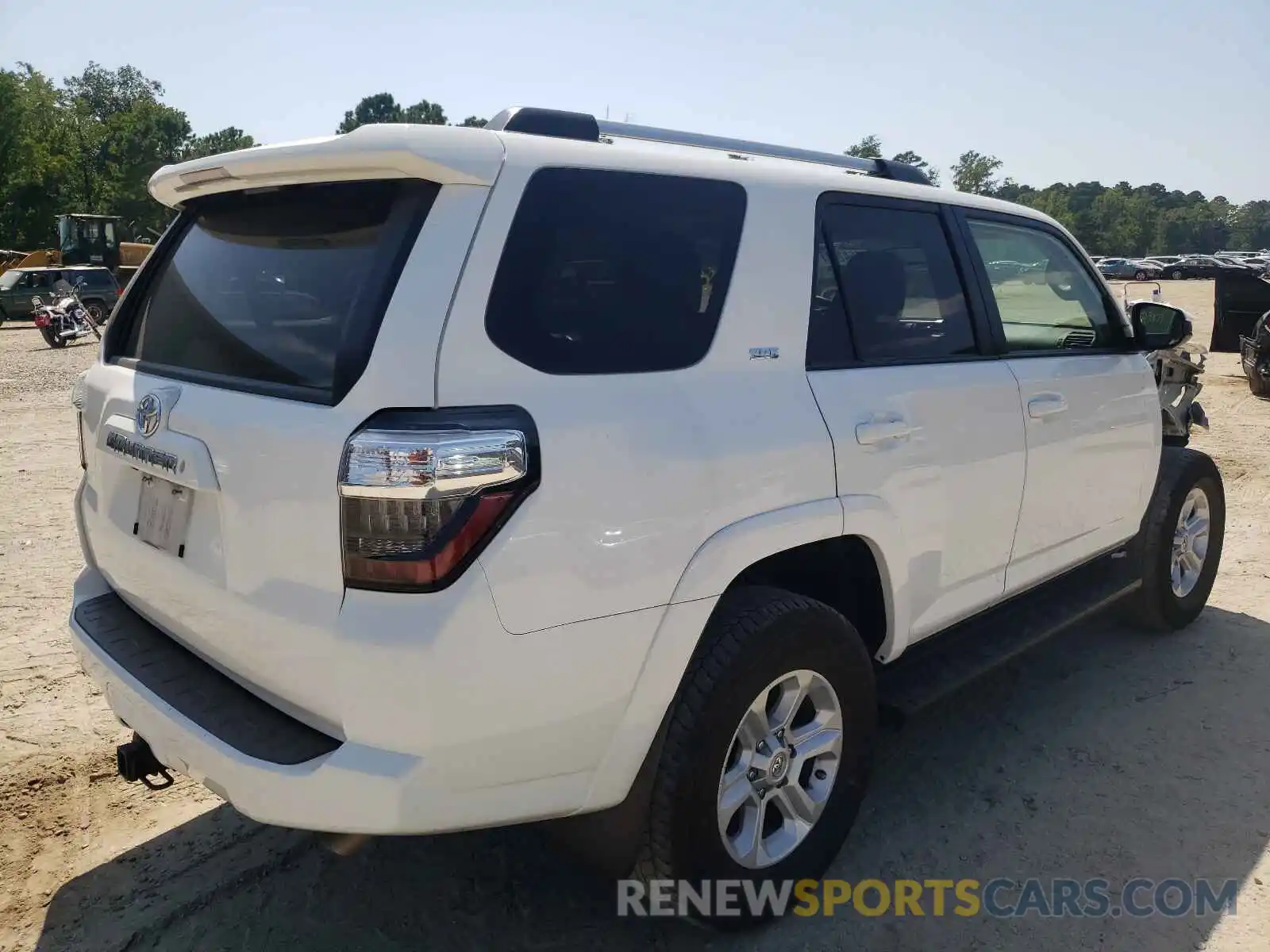 4 Photograph of a damaged car JTEBU5JR6L5779074 TOYOTA 4RUNNER 2020