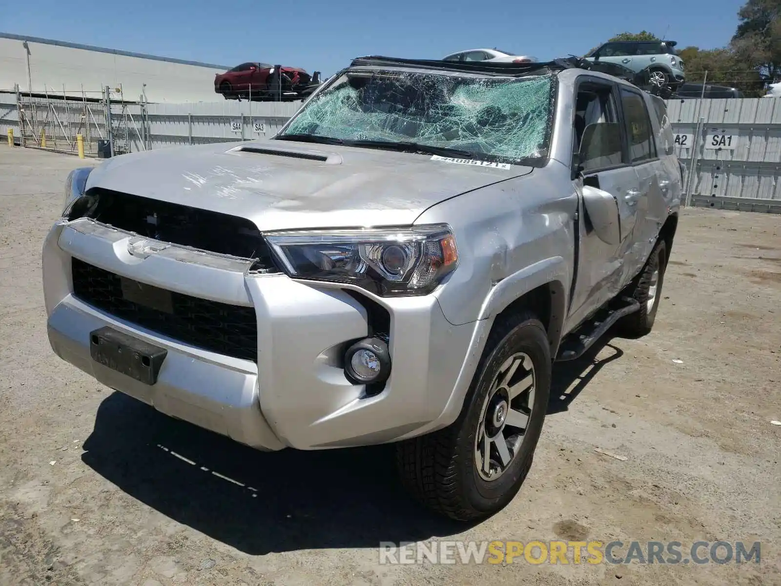 2 Photograph of a damaged car JTEBU5JR6L5782685 TOYOTA 4RUNNER 2020