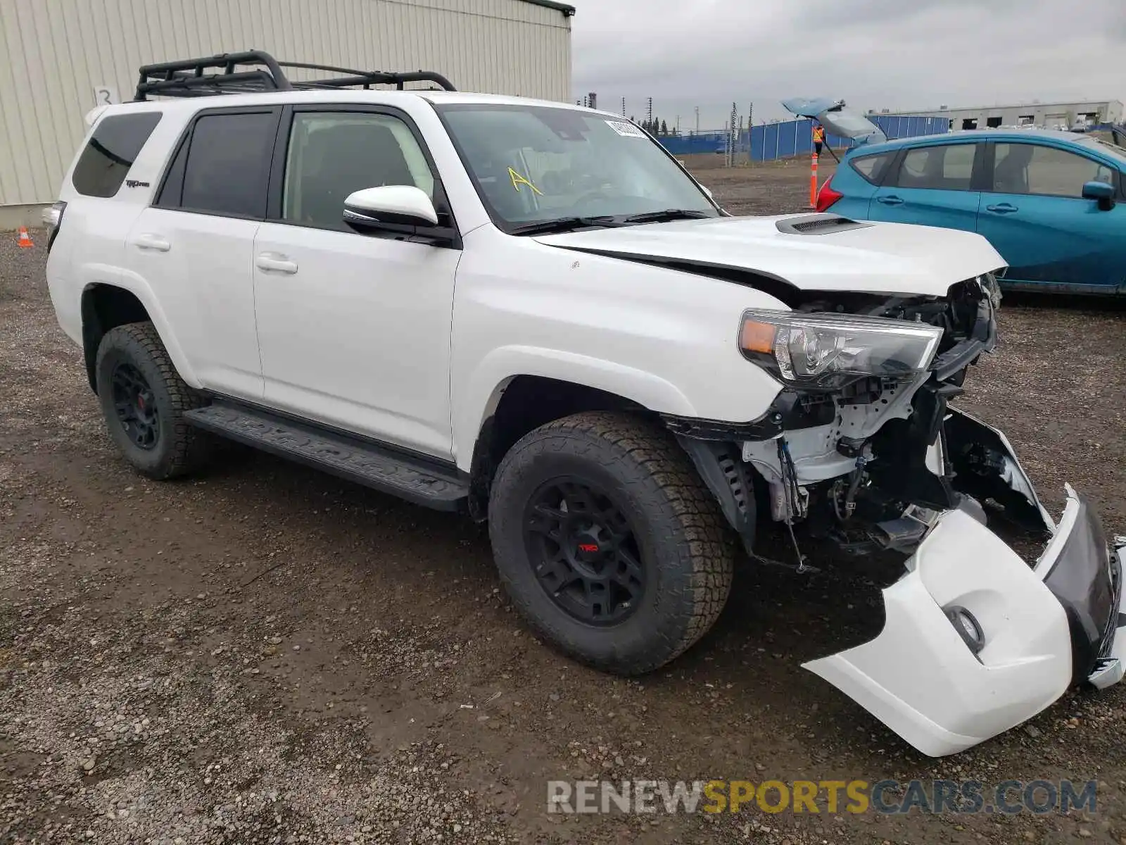 1 Photograph of a damaged car JTEBU5JR6L5782704 TOYOTA 4RUNNER 2020