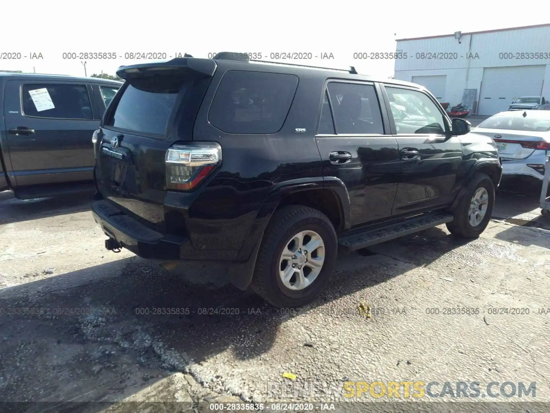 4 Фотография поврежденного автомобиля JTEBU5JR6L5791130 TOYOTA 4RUNNER 2020