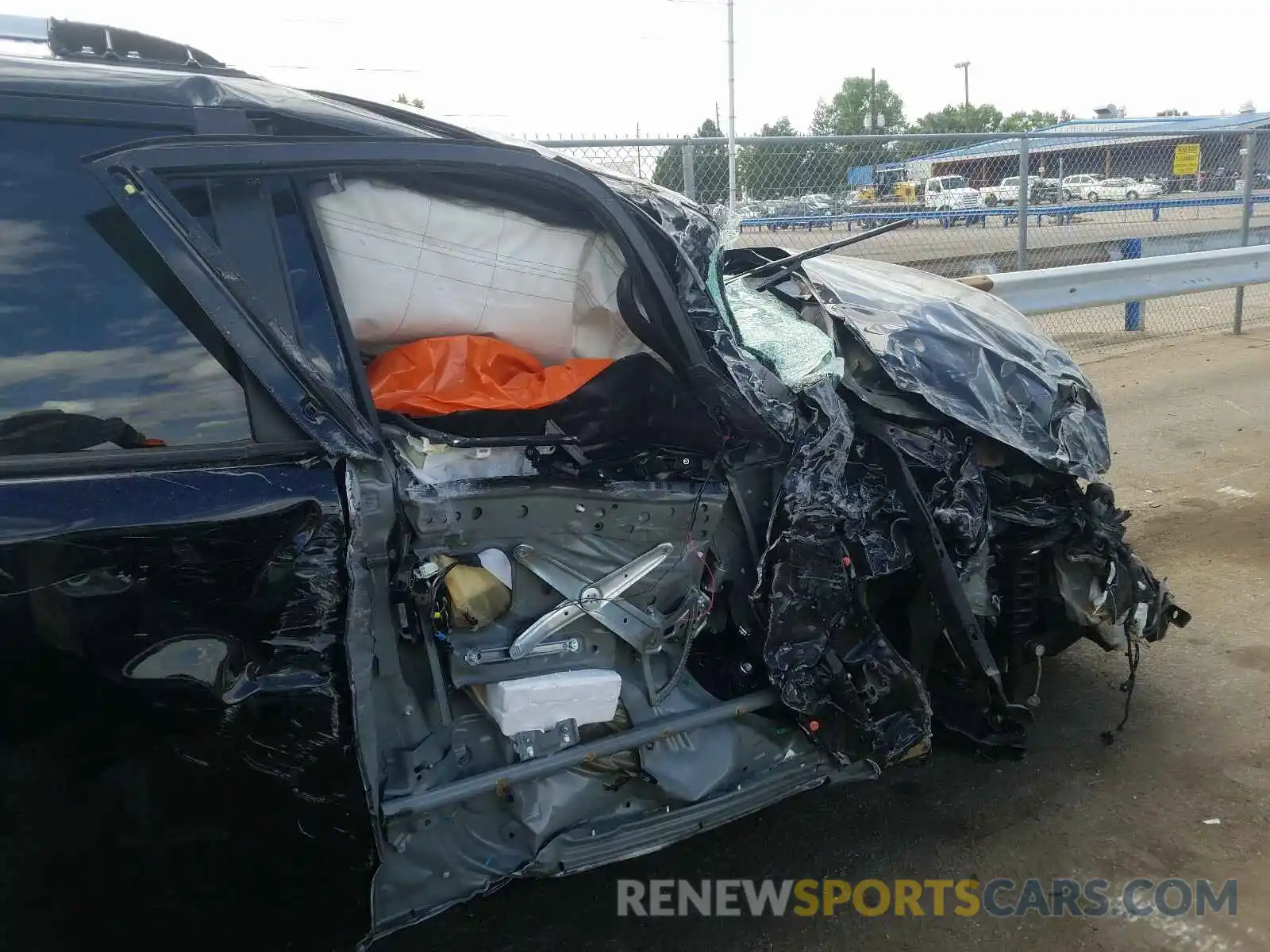 5 Photograph of a damaged car JTEBU5JR6L5795839 TOYOTA 4RUNNER 2020