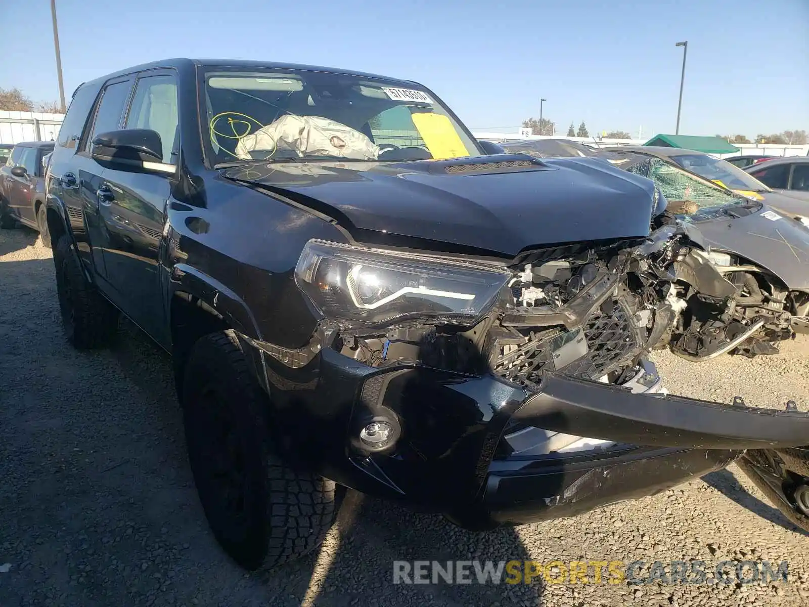 1 Photograph of a damaged car JTEBU5JR6L5797686 TOYOTA 4RUNNER 2020