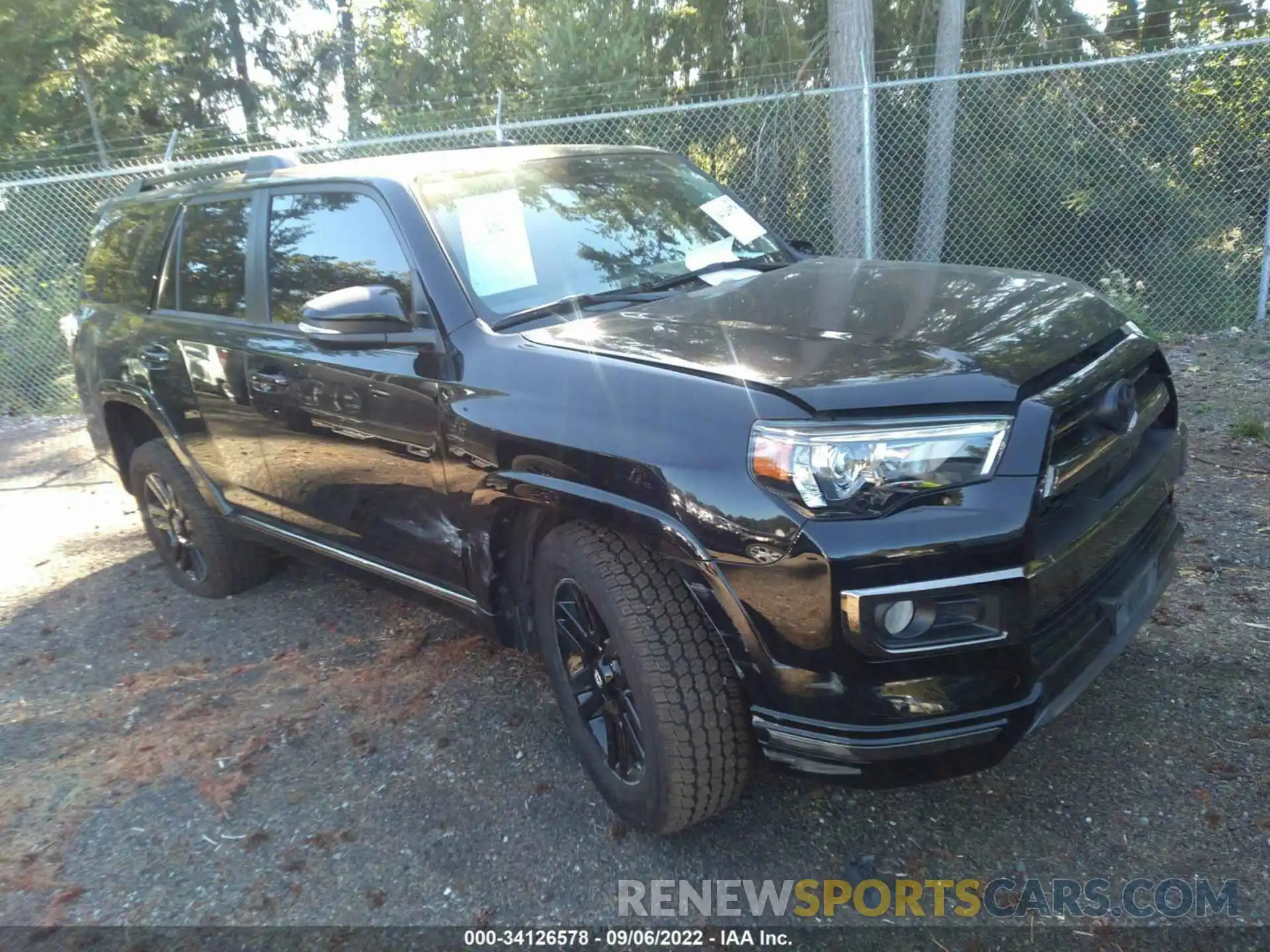 1 Photograph of a damaged car JTEBU5JR6L5798014 TOYOTA 4RUNNER 2020