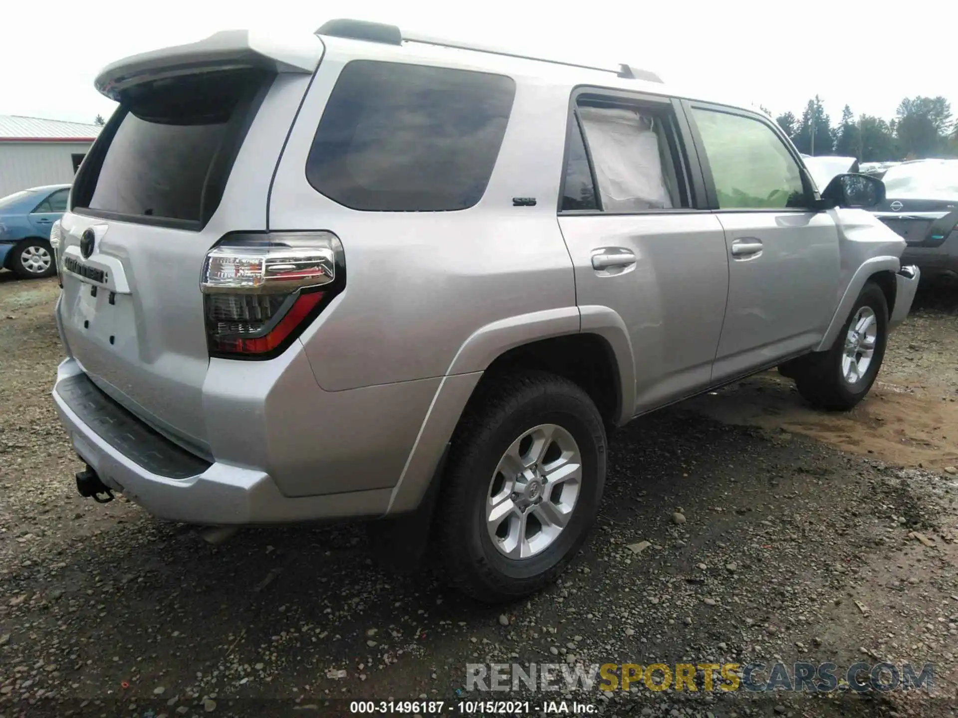 4 Фотография поврежденного автомобиля JTEBU5JR6L5802823 TOYOTA 4RUNNER 2020