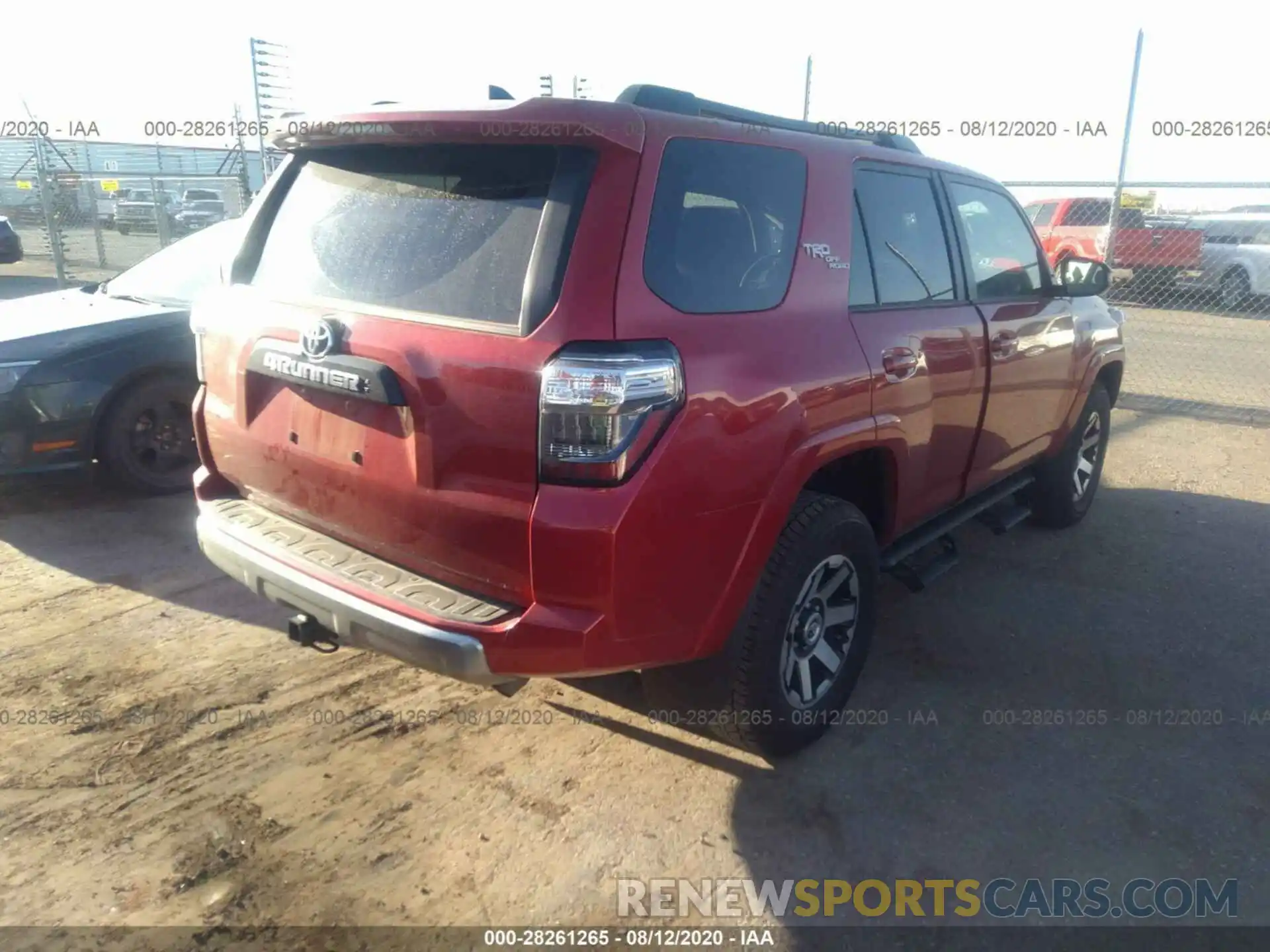 4 Фотография поврежденного автомобиля JTEBU5JR6L5809724 TOYOTA 4RUNNER 2020