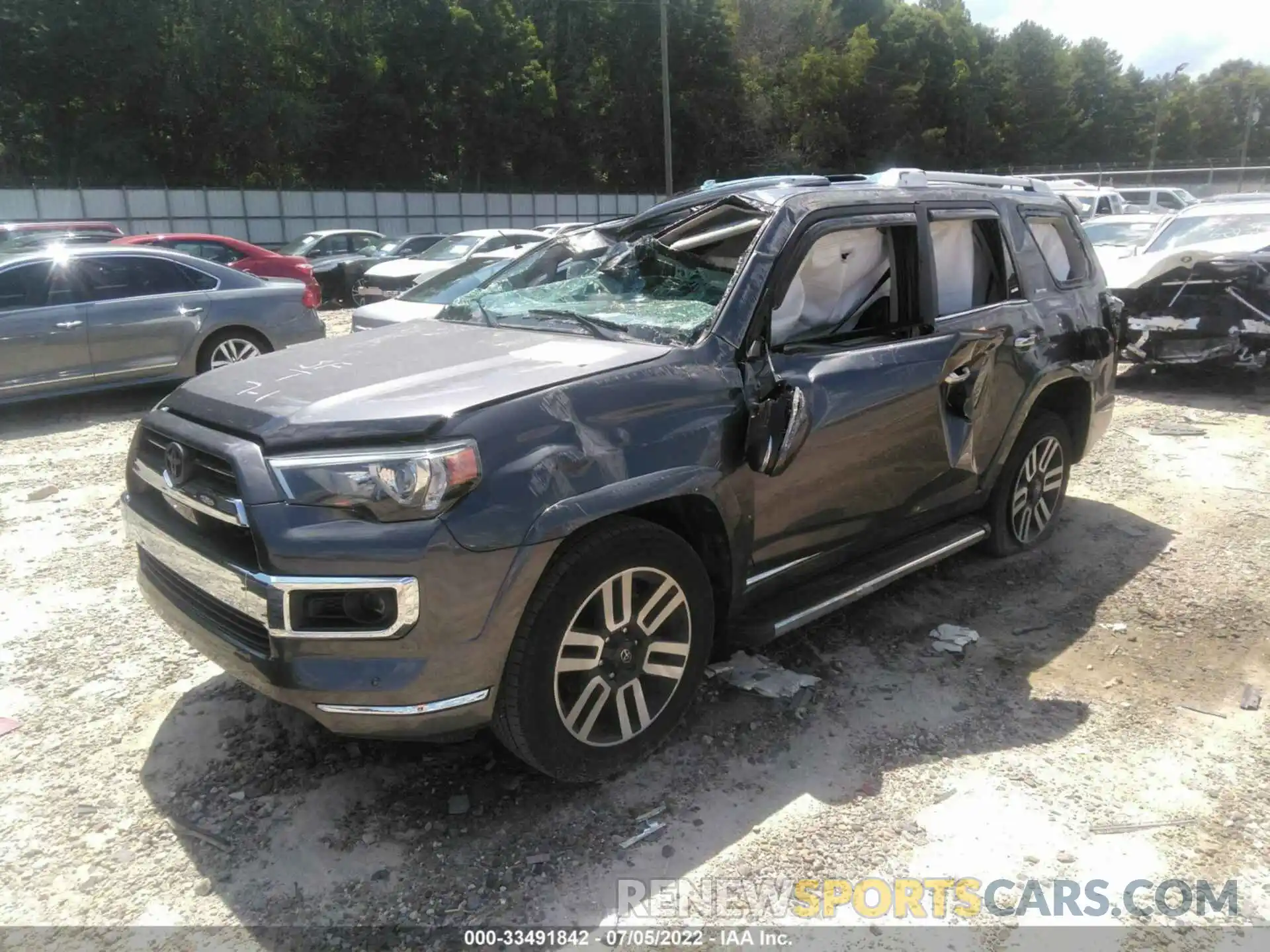 2 Photograph of a damaged car JTEBU5JR6L5817306 TOYOTA 4RUNNER 2020