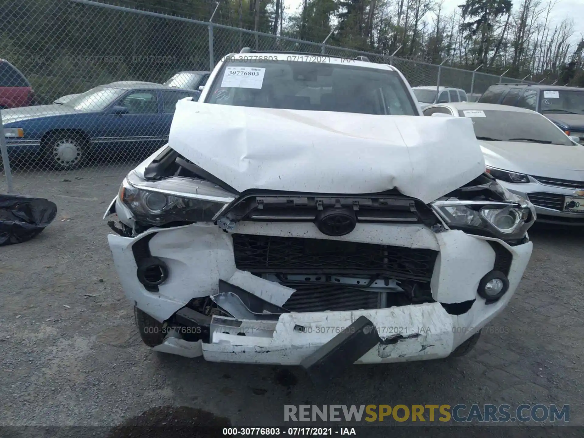 6 Photograph of a damaged car JTEBU5JR6L5828743 TOYOTA 4RUNNER 2020