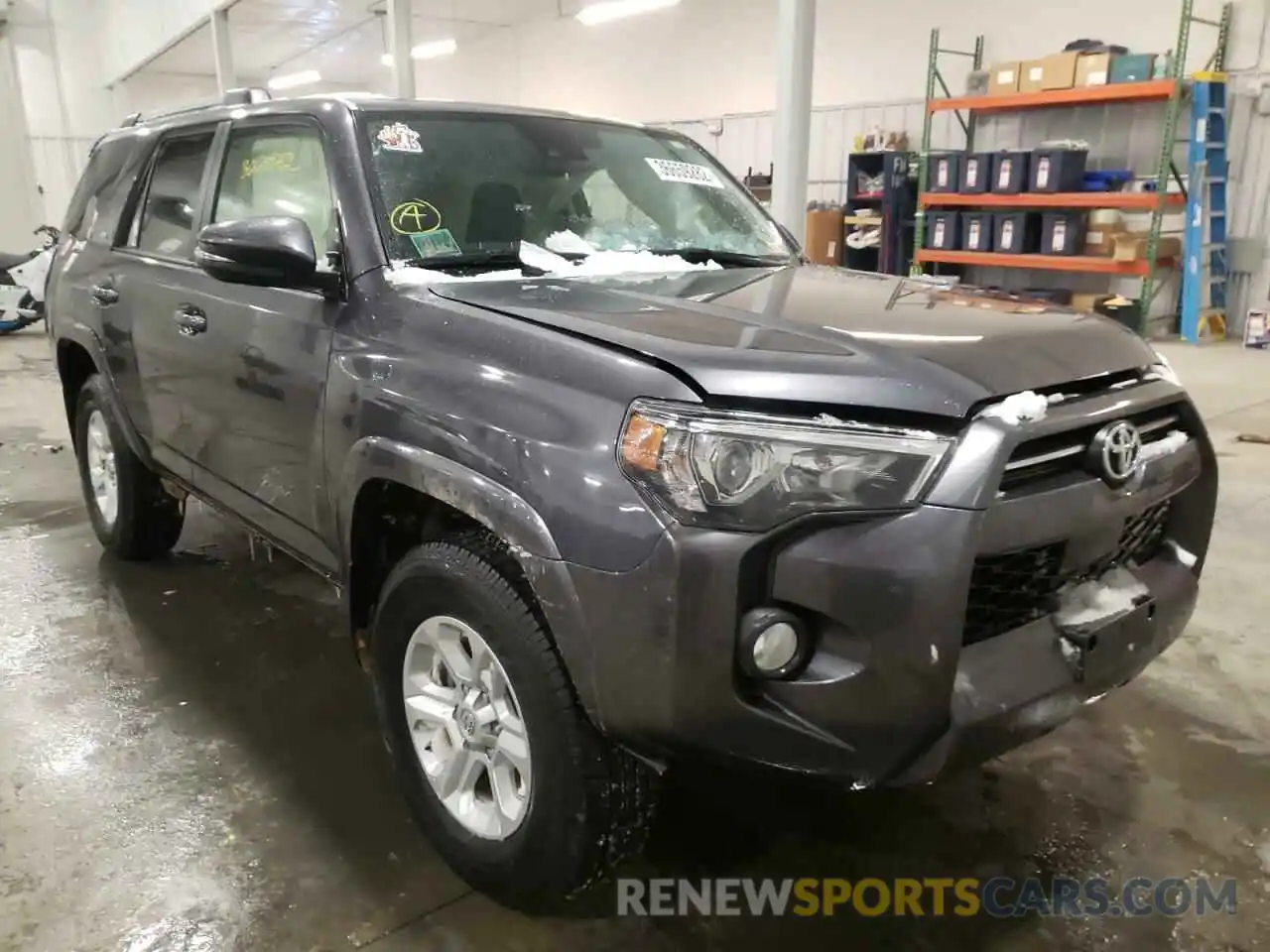 1 Photograph of a damaged car JTEBU5JR6L5831254 TOYOTA 4RUNNER 2020