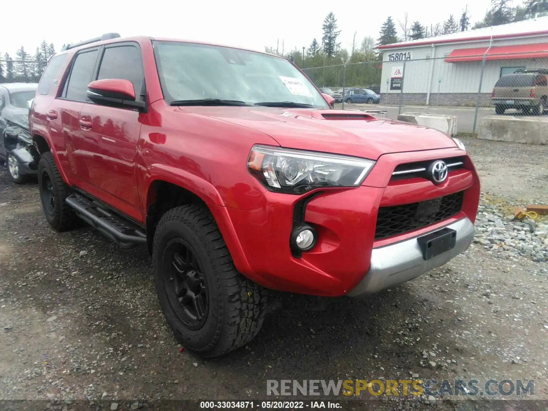 1 Photograph of a damaged car JTEBU5JR6L5836115 TOYOTA 4RUNNER 2020