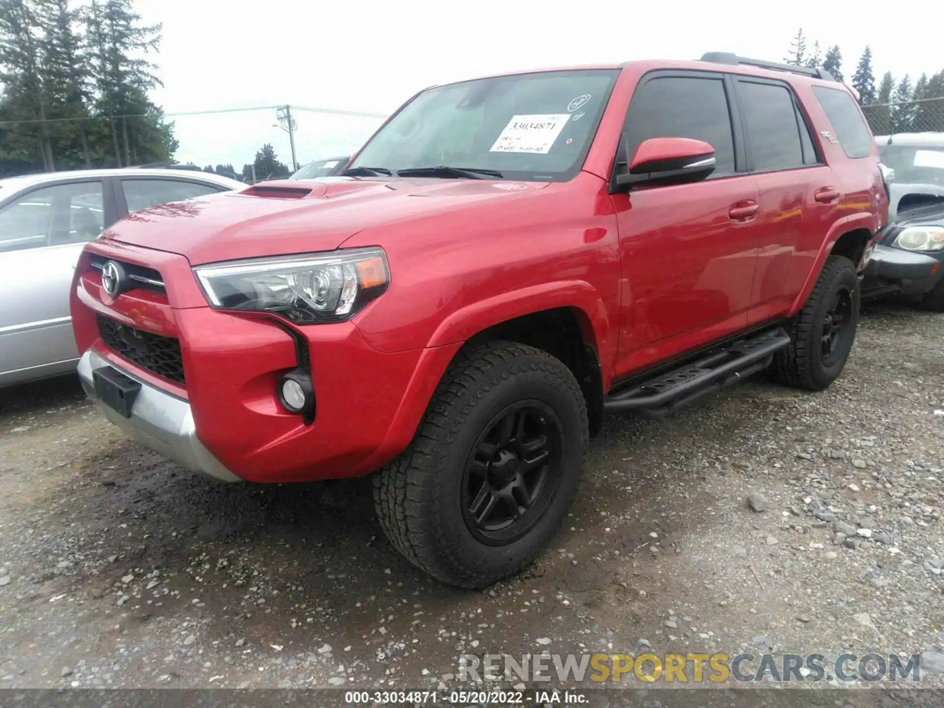 2 Photograph of a damaged car JTEBU5JR6L5836115 TOYOTA 4RUNNER 2020