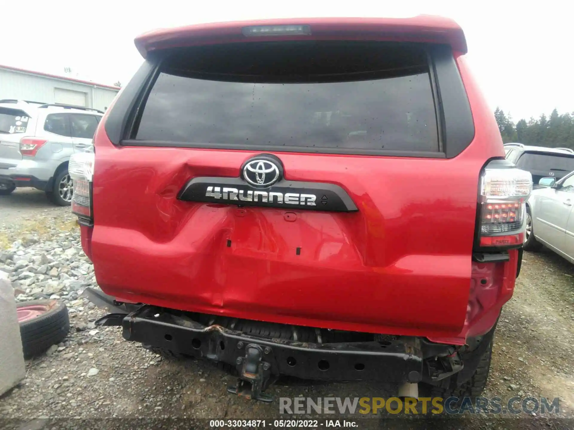 6 Photograph of a damaged car JTEBU5JR6L5836115 TOYOTA 4RUNNER 2020