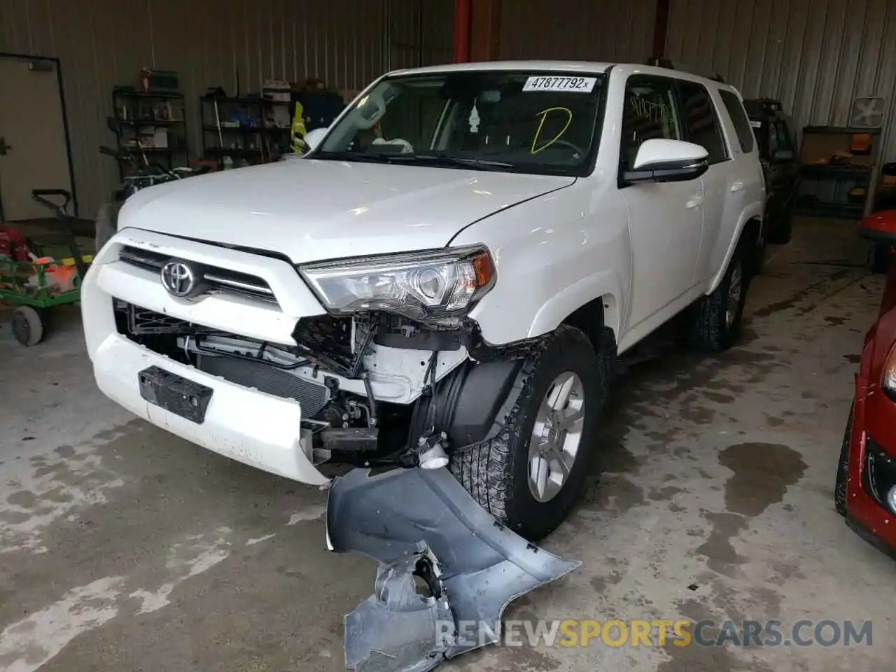 2 Photograph of a damaged car JTEBU5JR7L5739473 TOYOTA 4RUNNER 2020