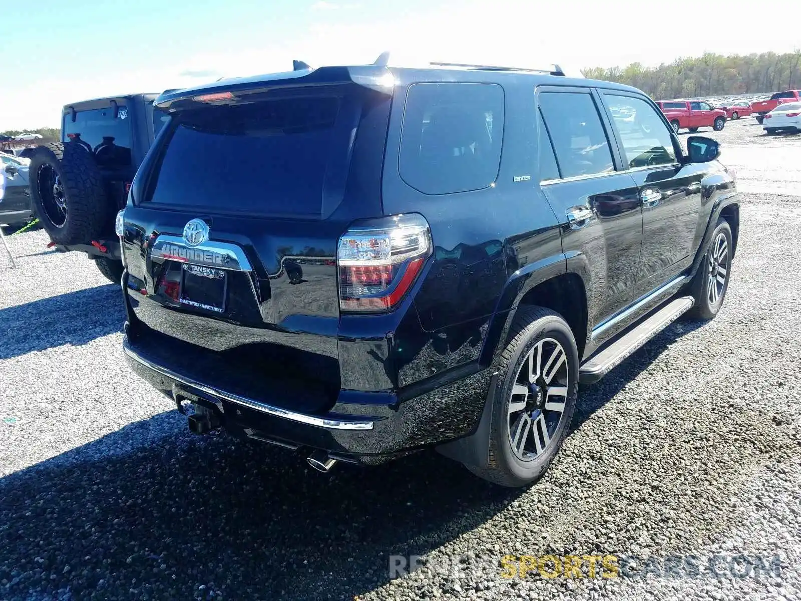 4 Фотография поврежденного автомобиля JTEBU5JR7L5743782 TOYOTA 4RUNNER 2020