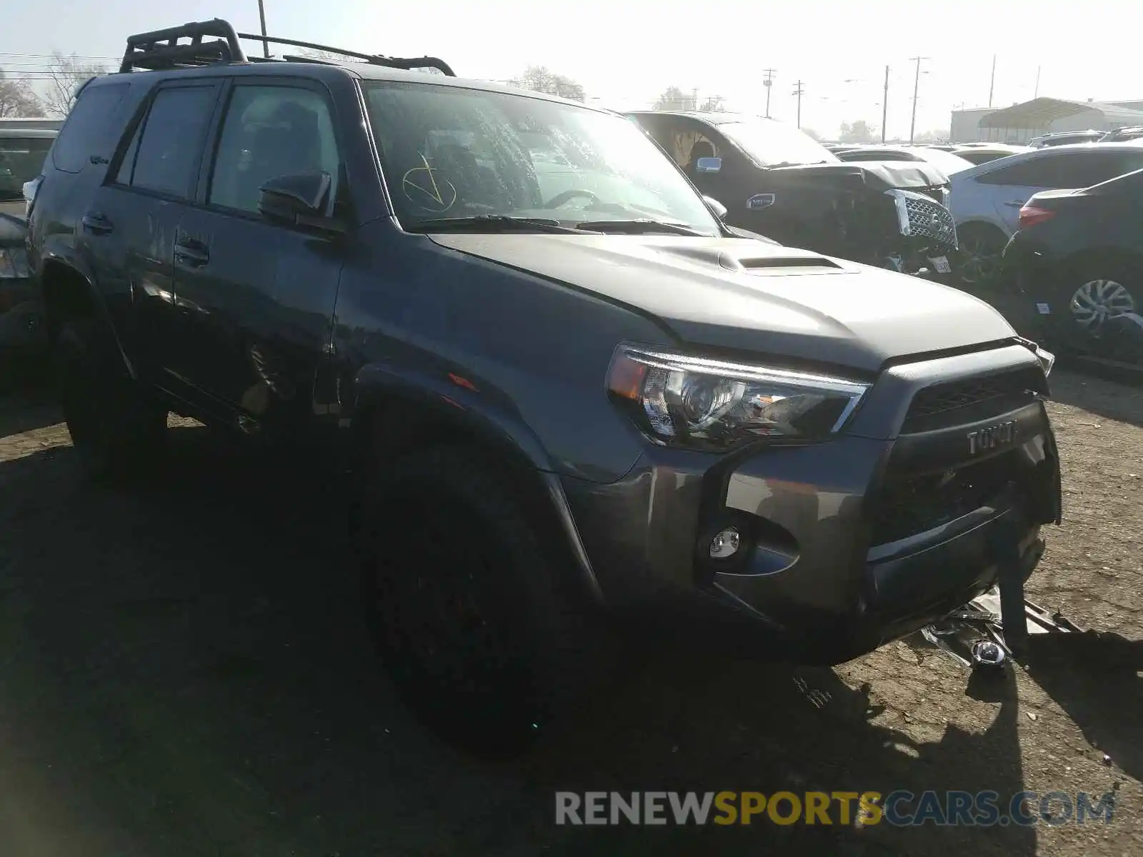 1 Фотография поврежденного автомобиля JTEBU5JR7L5744625 TOYOTA 4RUNNER 2020