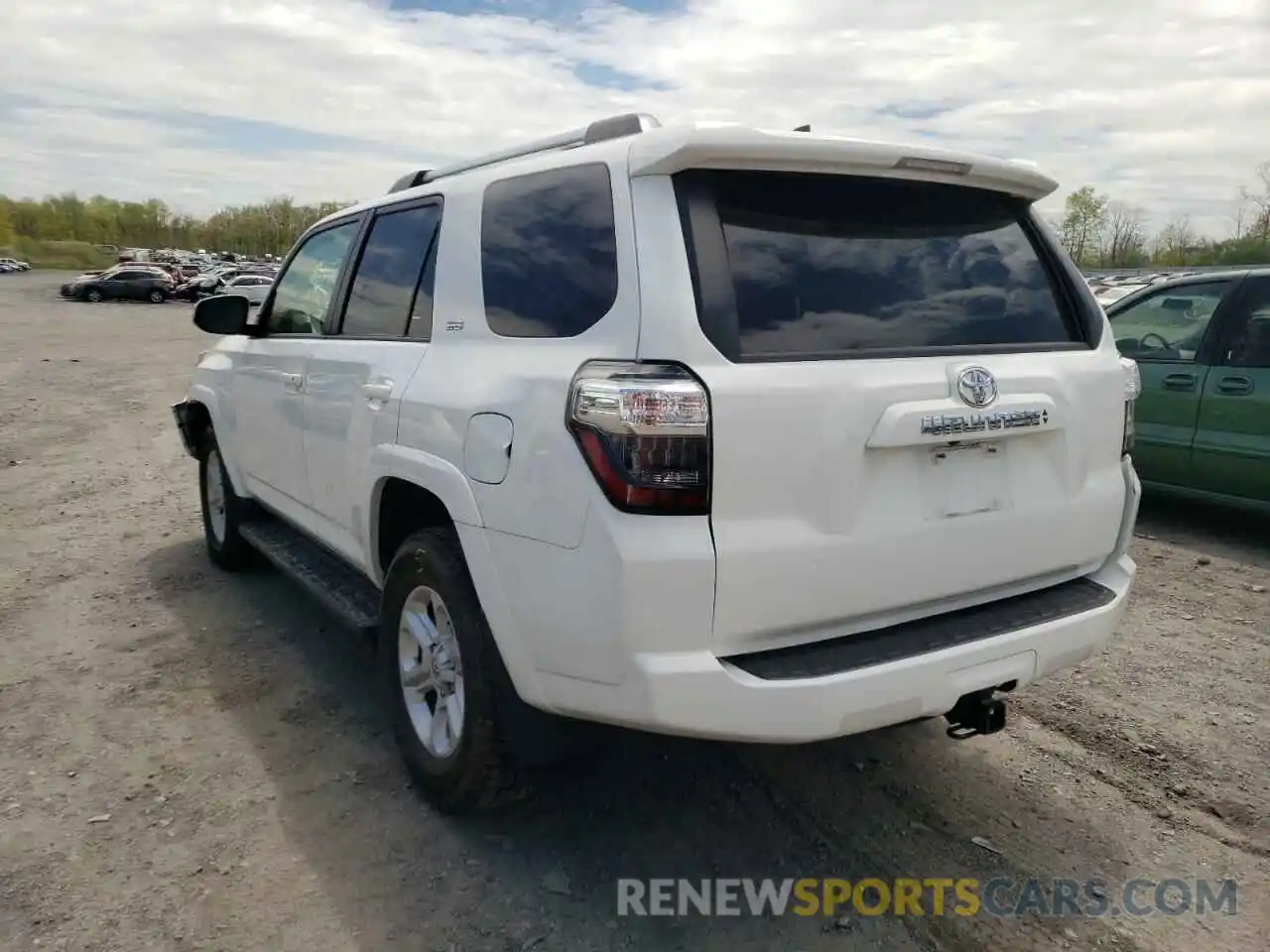 3 Photograph of a damaged car JTEBU5JR7L5745872 TOYOTA 4RUNNER 2020