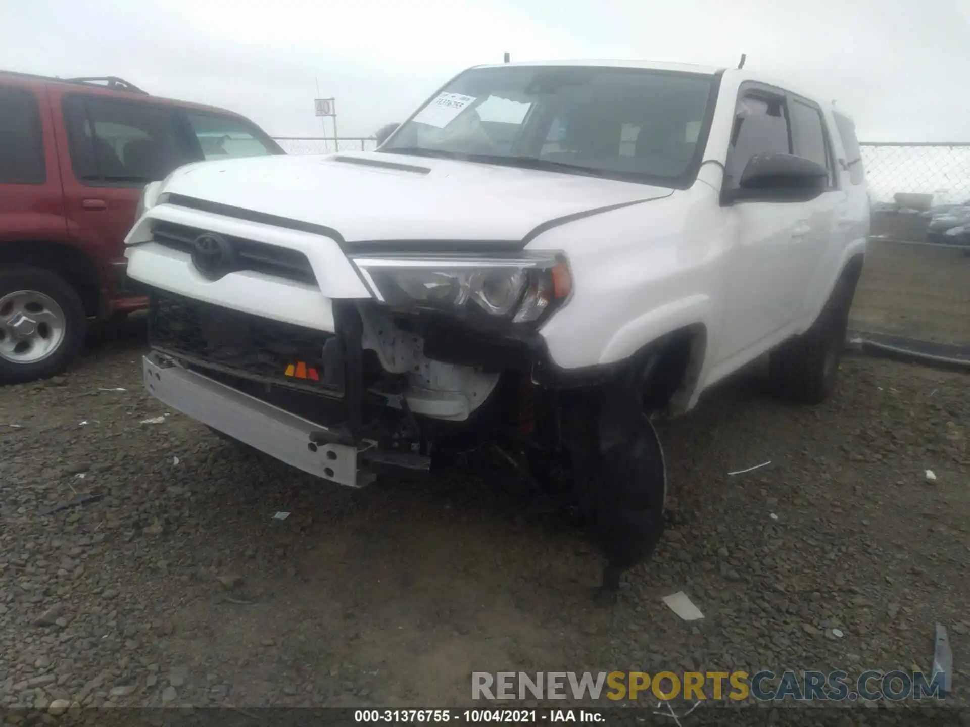 6 Фотография поврежденного автомобиля JTEBU5JR7L5748979 TOYOTA 4RUNNER 2020