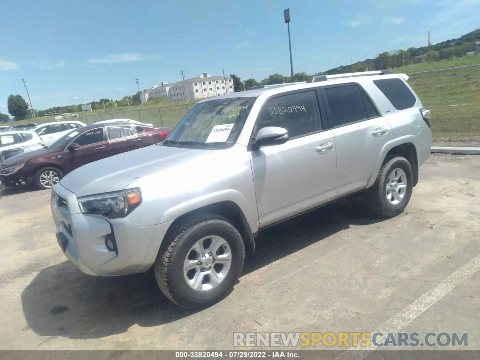 2 Photograph of a damaged car JTEBU5JR7L5754460 TOYOTA 4RUNNER 2020