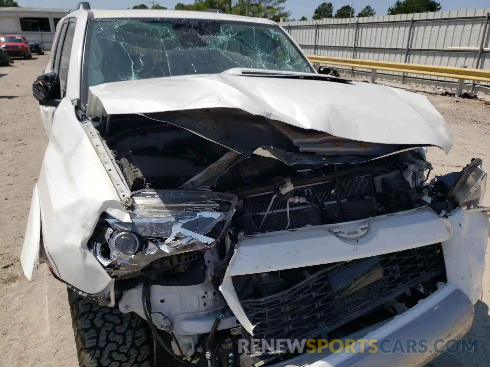 9 Photograph of a damaged car JTEBU5JR7L5761747 TOYOTA 4RUNNER 2020