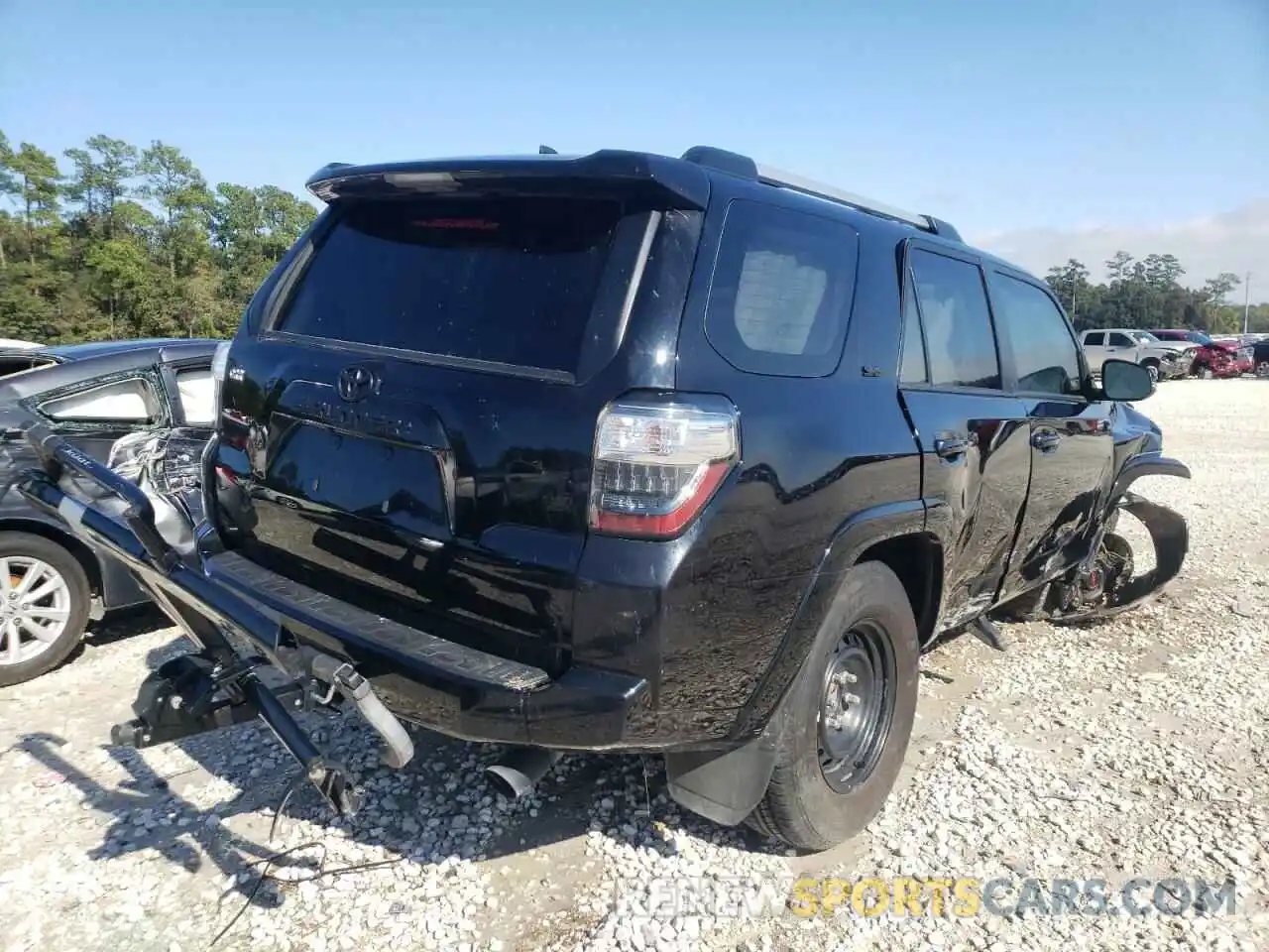 4 Фотография поврежденного автомобиля JTEBU5JR7L5762283 TOYOTA 4RUNNER 2020