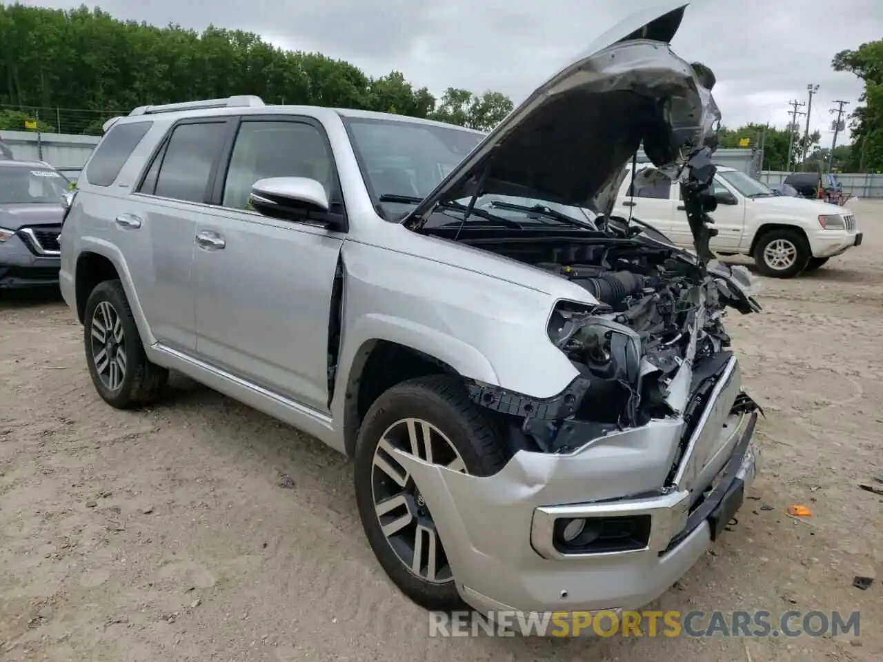 1 Photograph of a damaged car JTEBU5JR7L5762641 TOYOTA 4RUNNER 2020