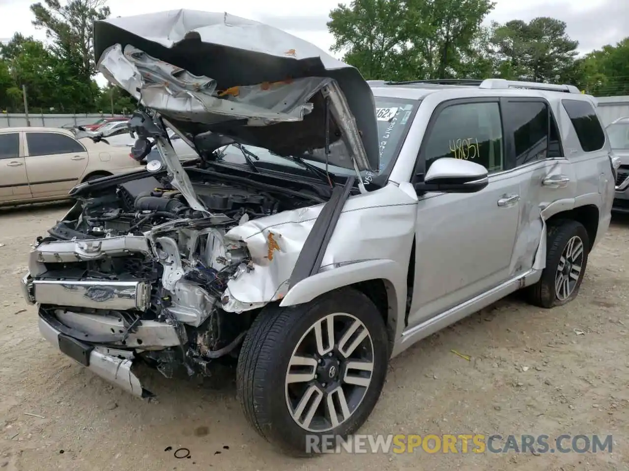 2 Photograph of a damaged car JTEBU5JR7L5762641 TOYOTA 4RUNNER 2020