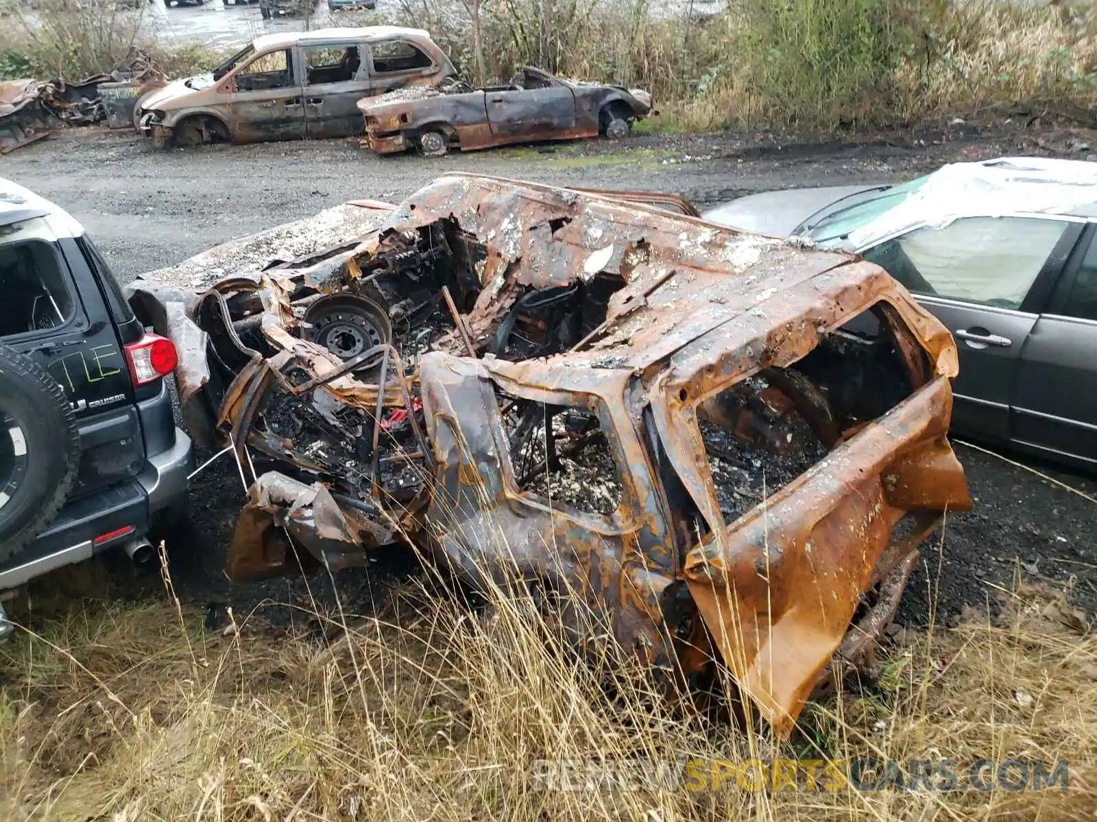 3 Photograph of a damaged car JTEBU5JR7L5764308 TOYOTA 4RUNNER 2020