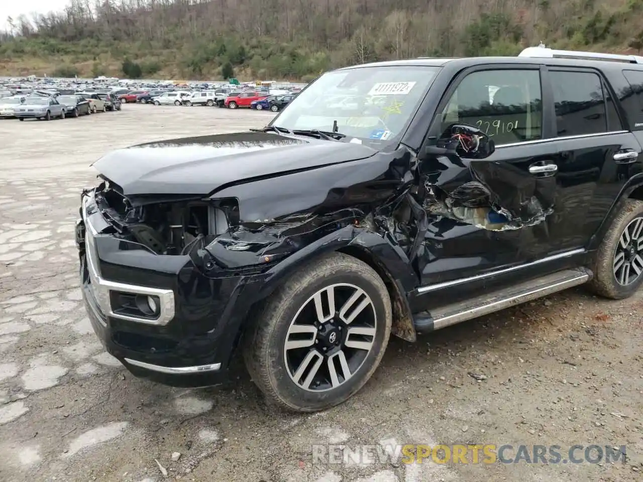 9 Photograph of a damaged car JTEBU5JR7L5766074 TOYOTA 4RUNNER 2020