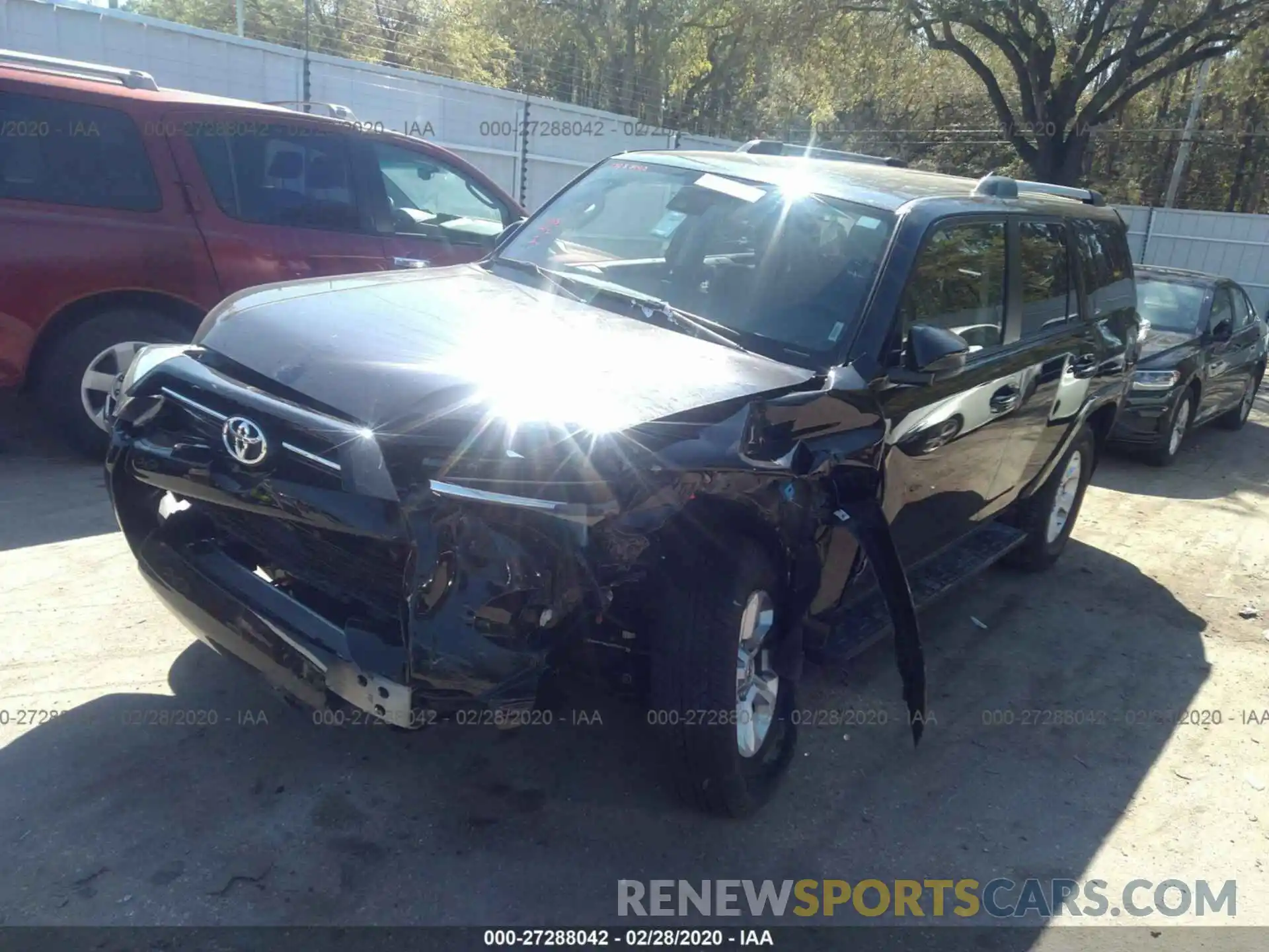 2 Photograph of a damaged car JTEBU5JR7L5768424 TOYOTA 4RUNNER 2020