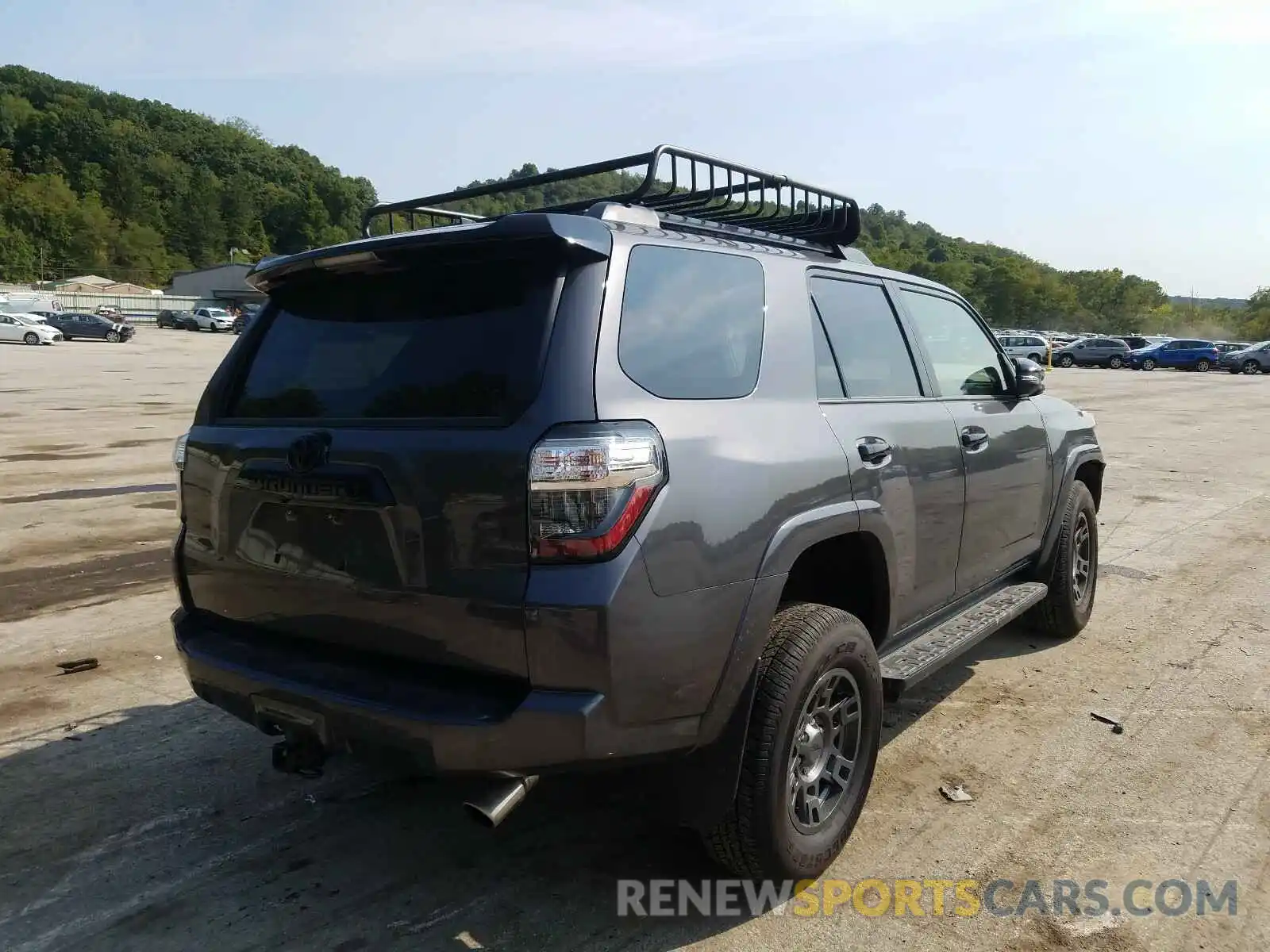 4 Фотография поврежденного автомобиля JTEBU5JR7L5773753 TOYOTA 4RUNNER 2020