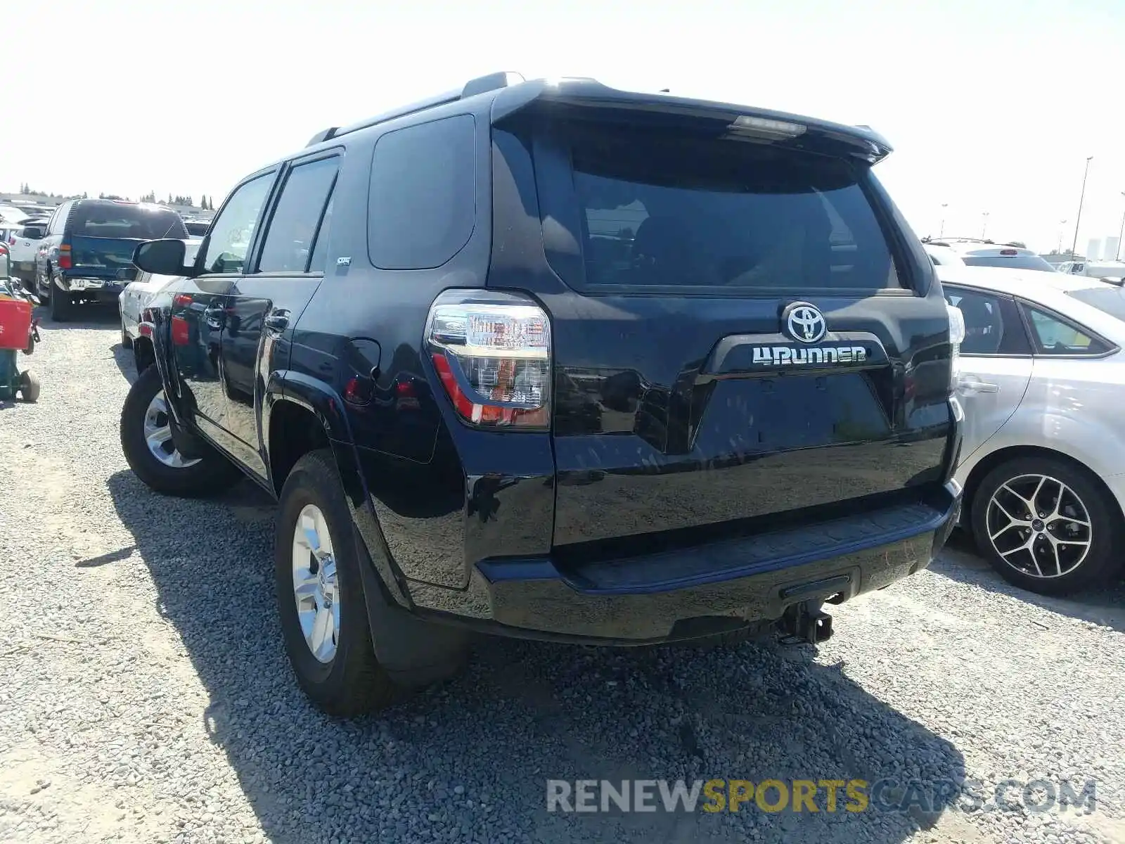 3 Photograph of a damaged car JTEBU5JR7L5775020 TOYOTA 4RUNNER 2020