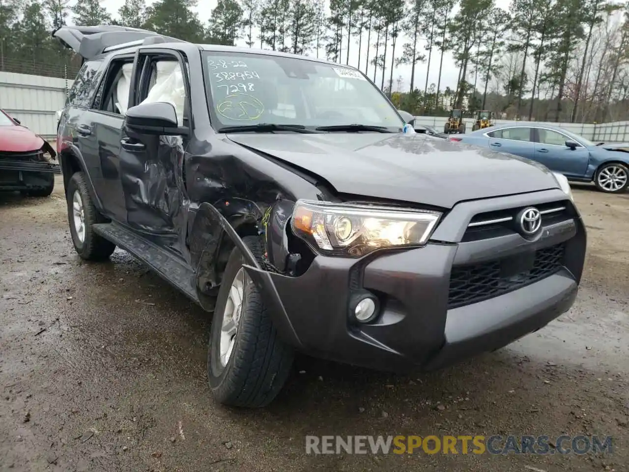 1 Photograph of a damaged car JTEBU5JR7L5777298 TOYOTA 4RUNNER 2020