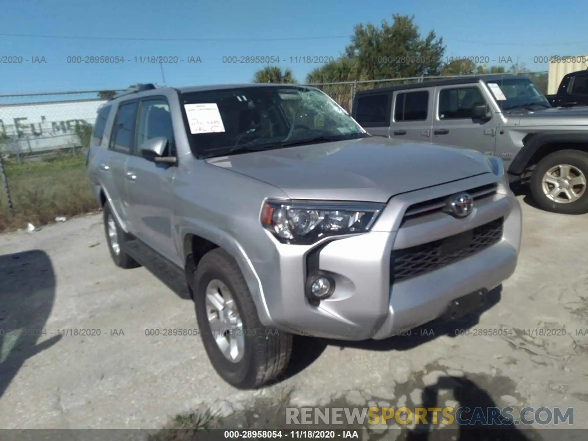 1 Фотография поврежденного автомобиля JTEBU5JR7L5784820 TOYOTA 4RUNNER 2020