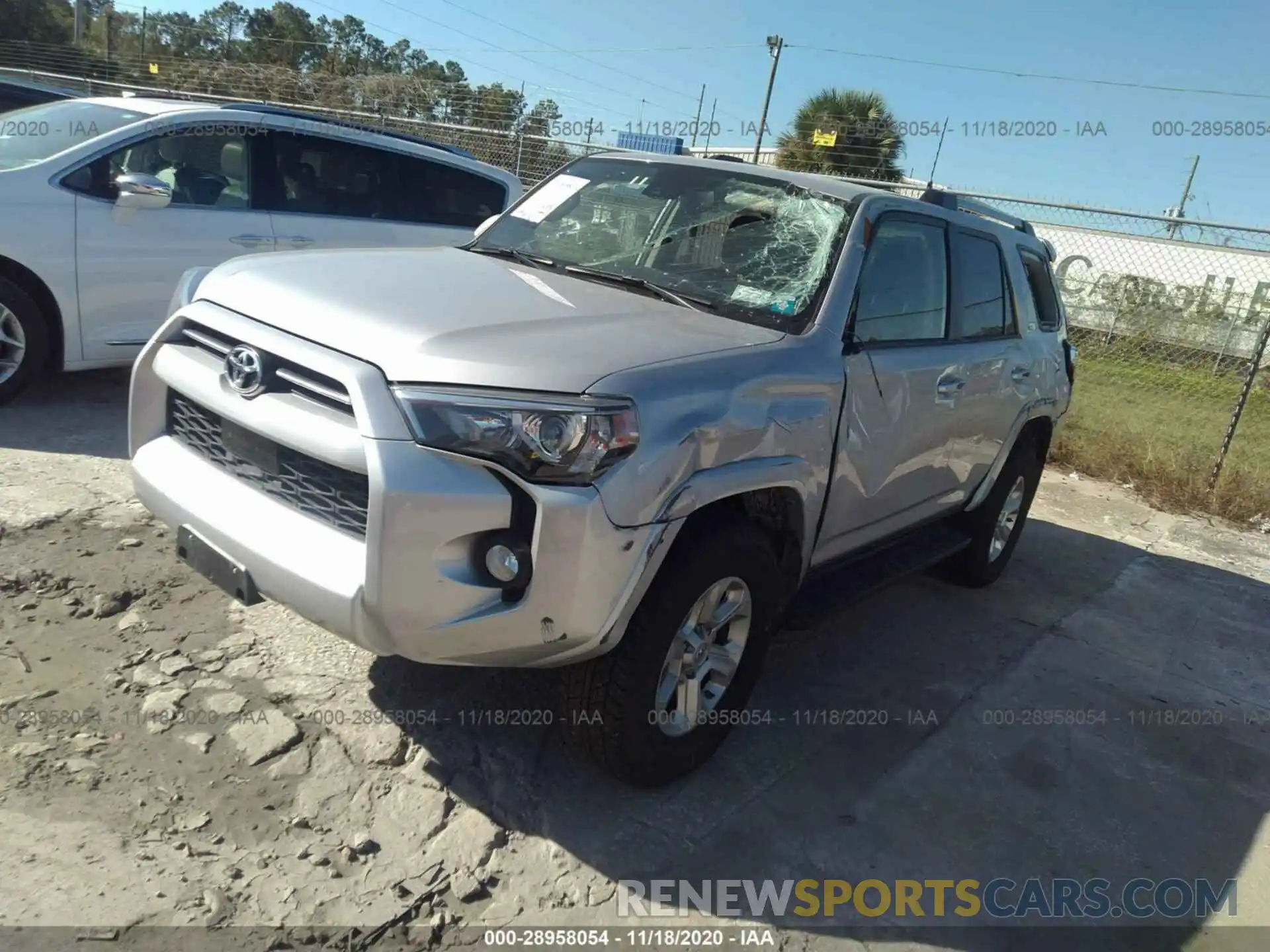 2 Photograph of a damaged car JTEBU5JR7L5784820 TOYOTA 4RUNNER 2020