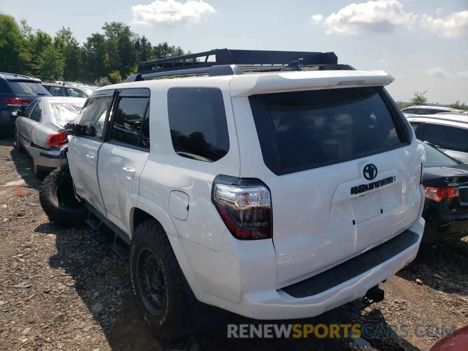 3 Photograph of a damaged car JTEBU5JR7L5790326 TOYOTA 4RUNNER 2020