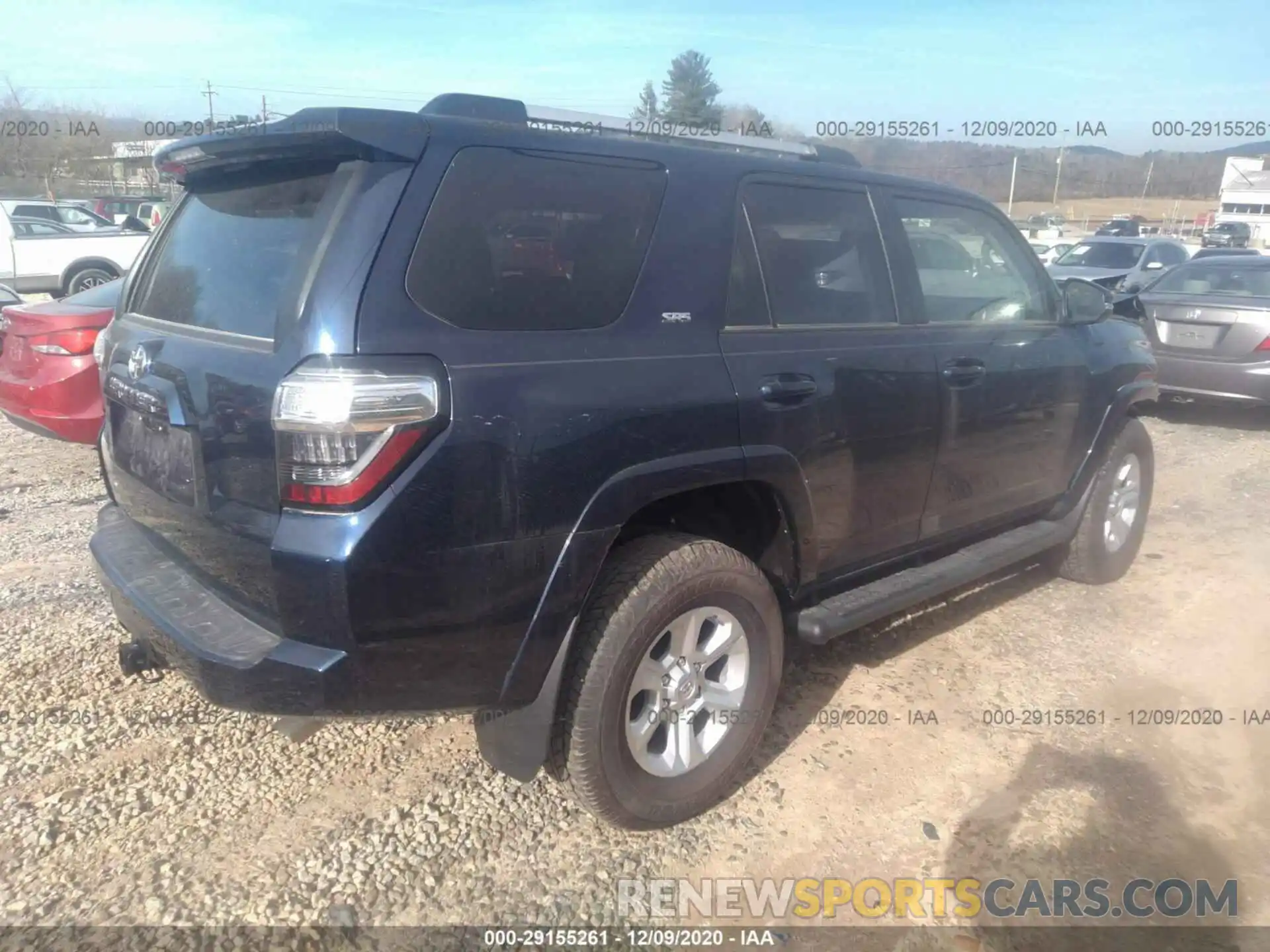 4 Фотография поврежденного автомобиля JTEBU5JR7L5797390 TOYOTA 4RUNNER 2020