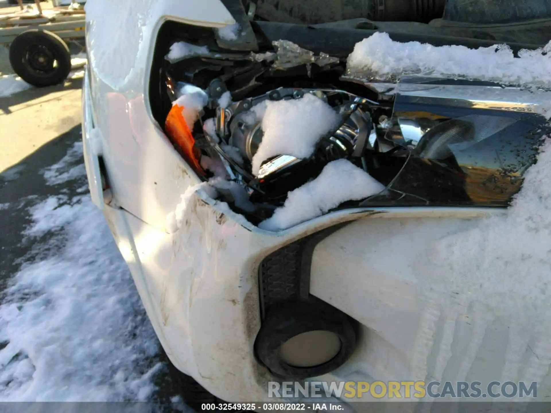 6 Photograph of a damaged car JTEBU5JR7L5802779 TOYOTA 4RUNNER 2020