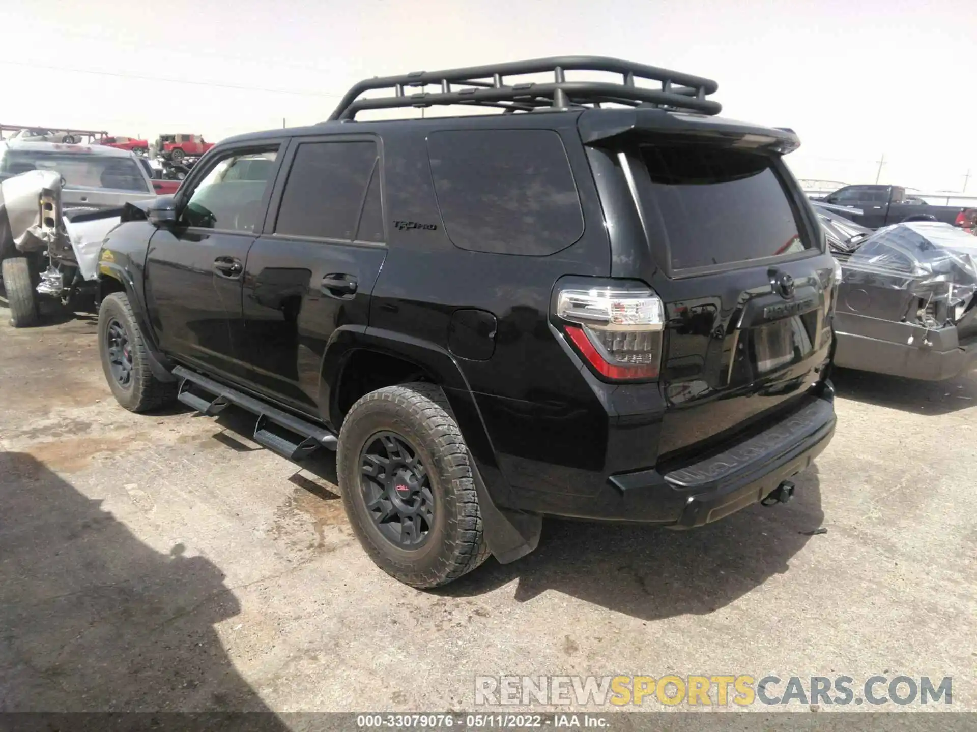 3 Фотография поврежденного автомобиля JTEBU5JR7L5803429 TOYOTA 4RUNNER 2020