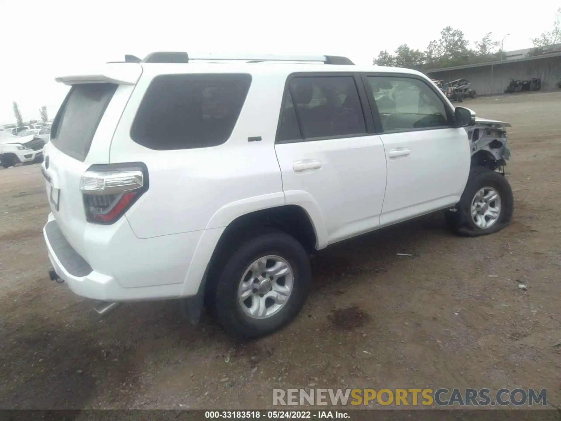 4 Фотография поврежденного автомобиля JTEBU5JR7L5809666 TOYOTA 4RUNNER 2020