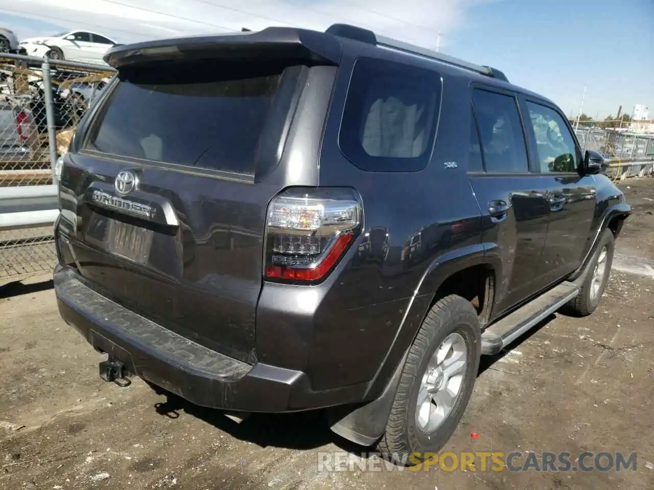 4 Photograph of a damaged car JTEBU5JR7L5810655 TOYOTA 4RUNNER 2020