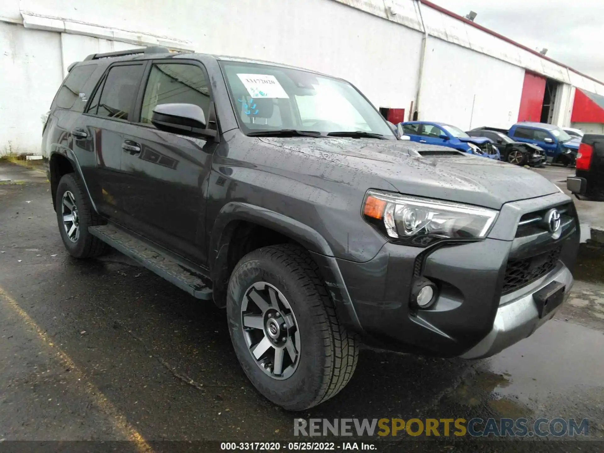 1 Photograph of a damaged car JTEBU5JR7L5818142 TOYOTA 4RUNNER 2020