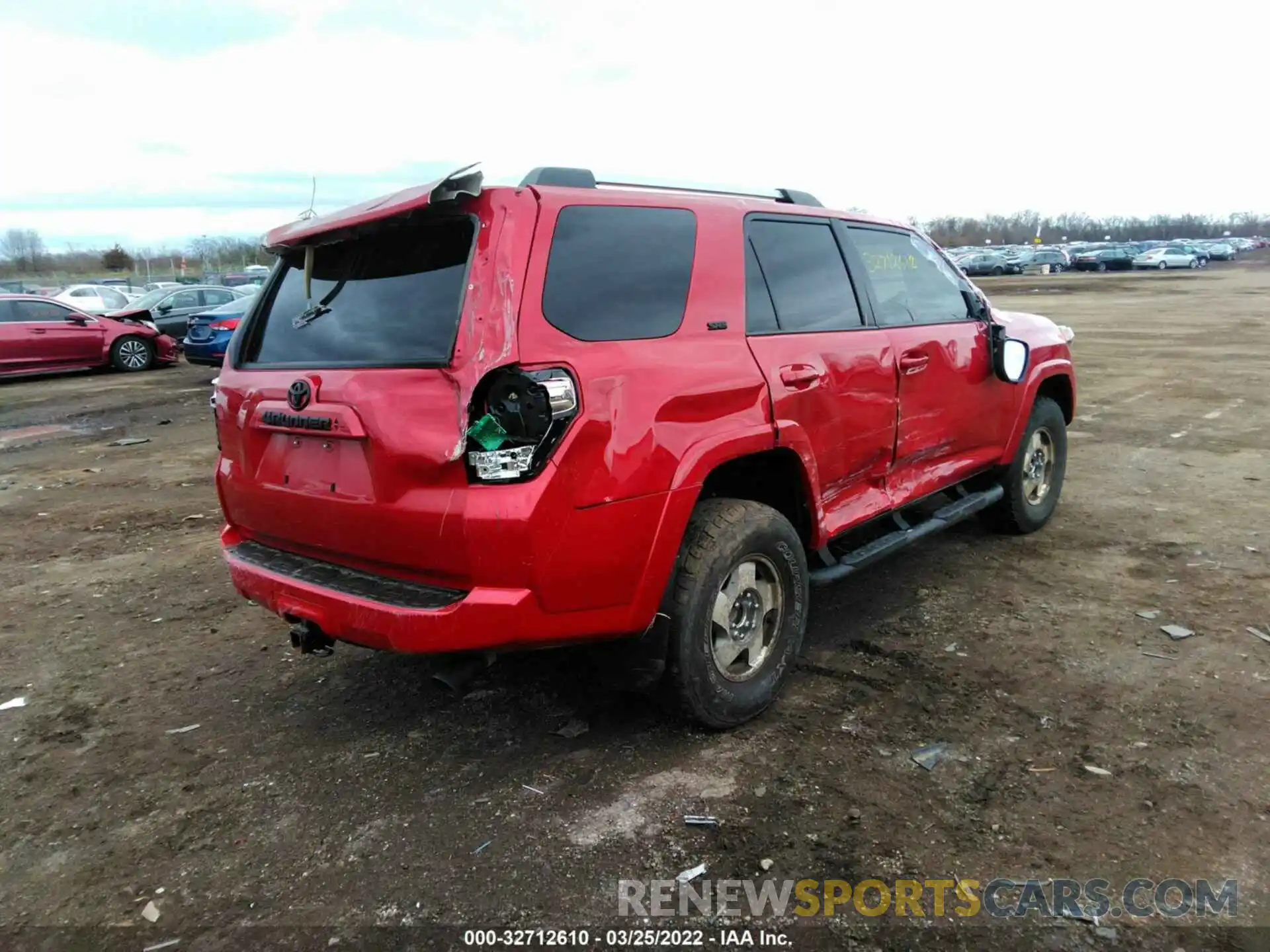 4 Фотография поврежденного автомобиля JTEBU5JR7L5820361 TOYOTA 4RUNNER 2020