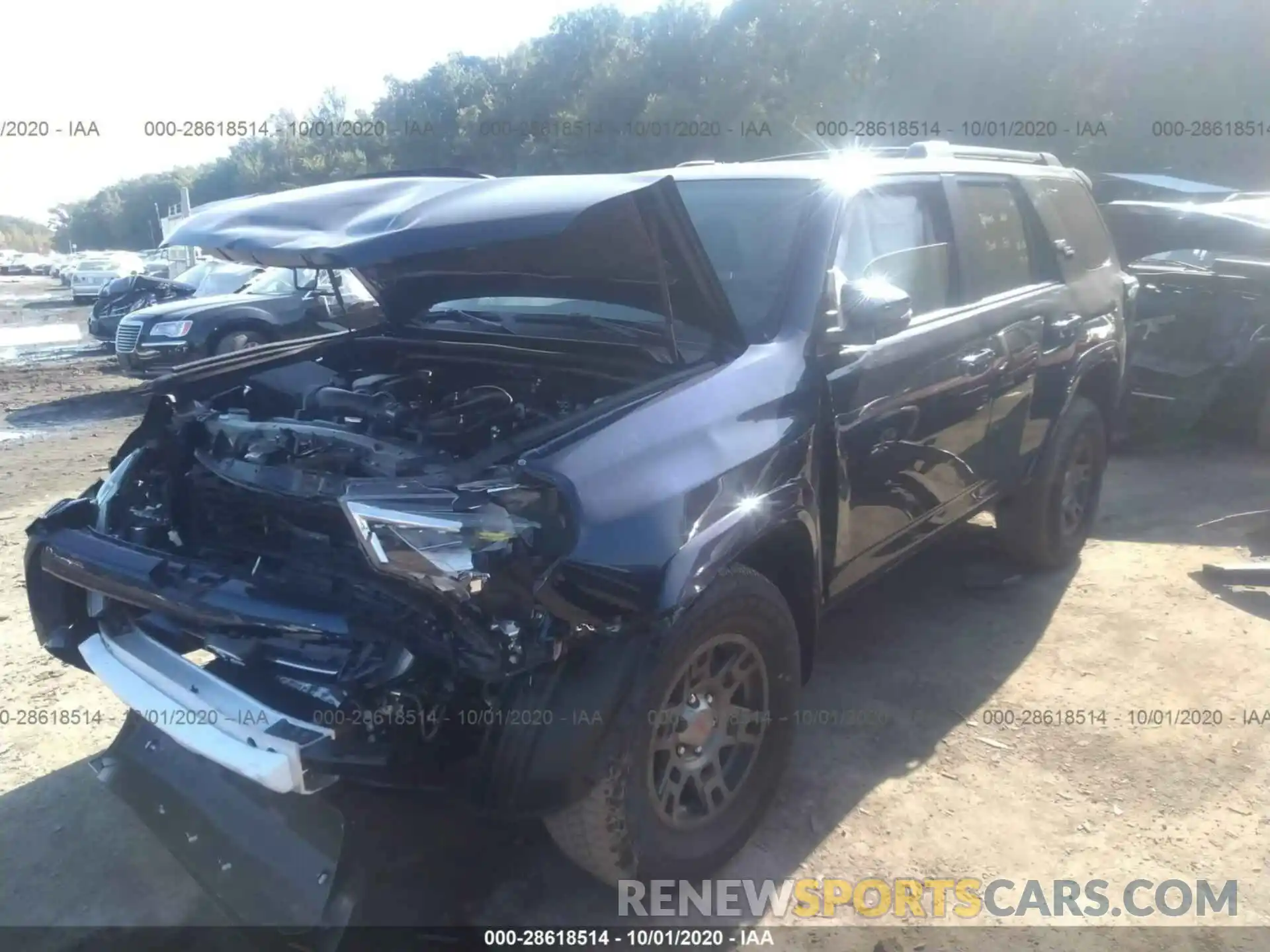 2 Photograph of a damaged car JTEBU5JR7L5820389 TOYOTA 4RUNNER 2020