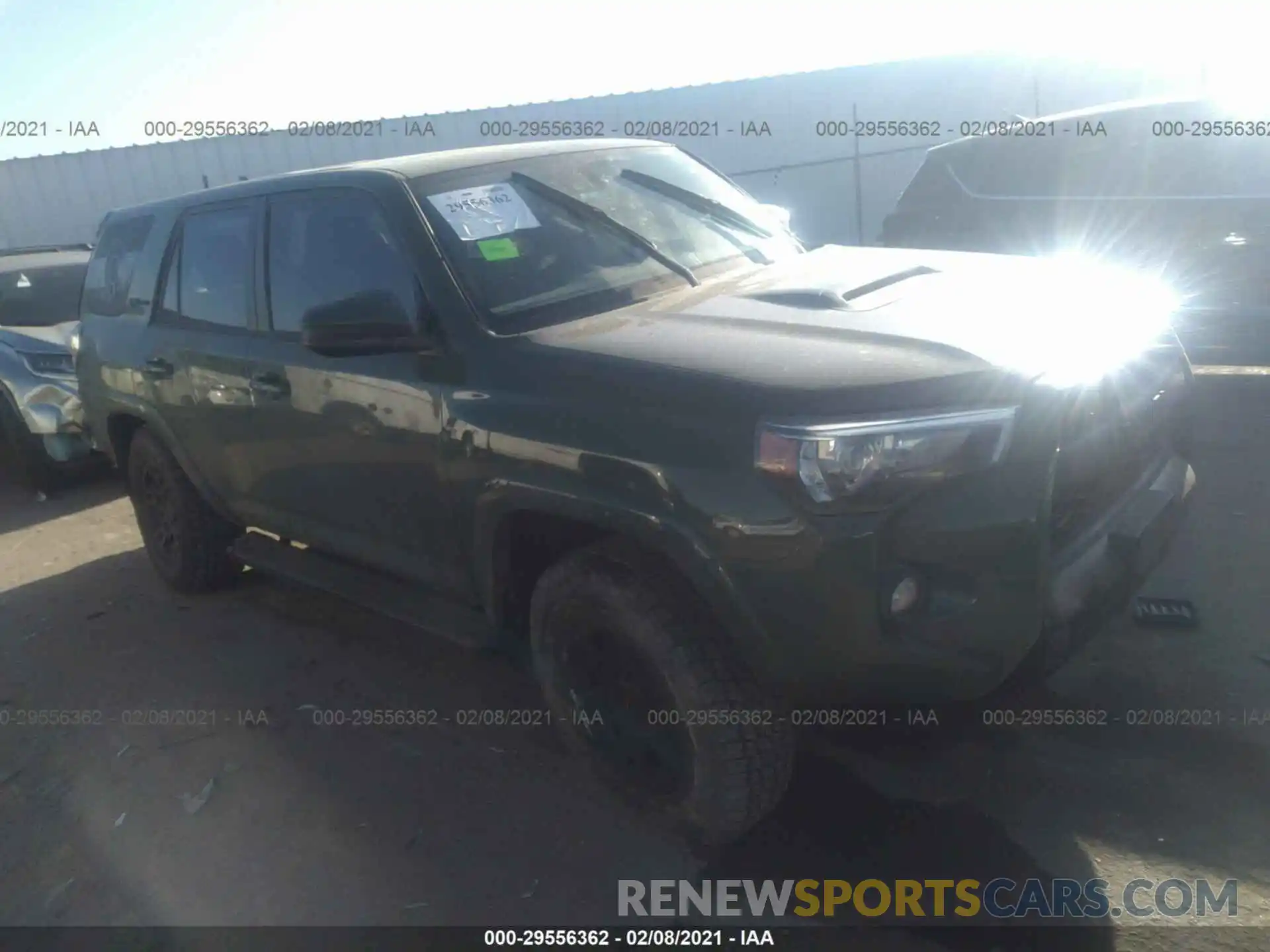 1 Photograph of a damaged car JTEBU5JR7L5822059 TOYOTA 4RUNNER 2020