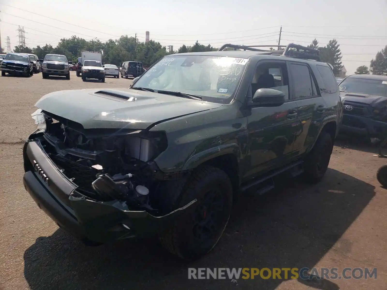 2 Photograph of a damaged car JTEBU5JR7L5828895 TOYOTA 4RUNNER 2020