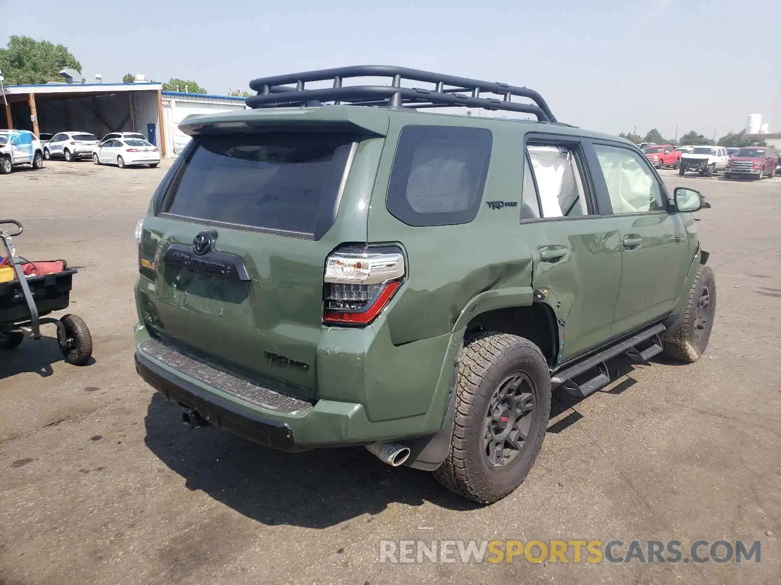 4 Фотография поврежденного автомобиля JTEBU5JR7L5828895 TOYOTA 4RUNNER 2020