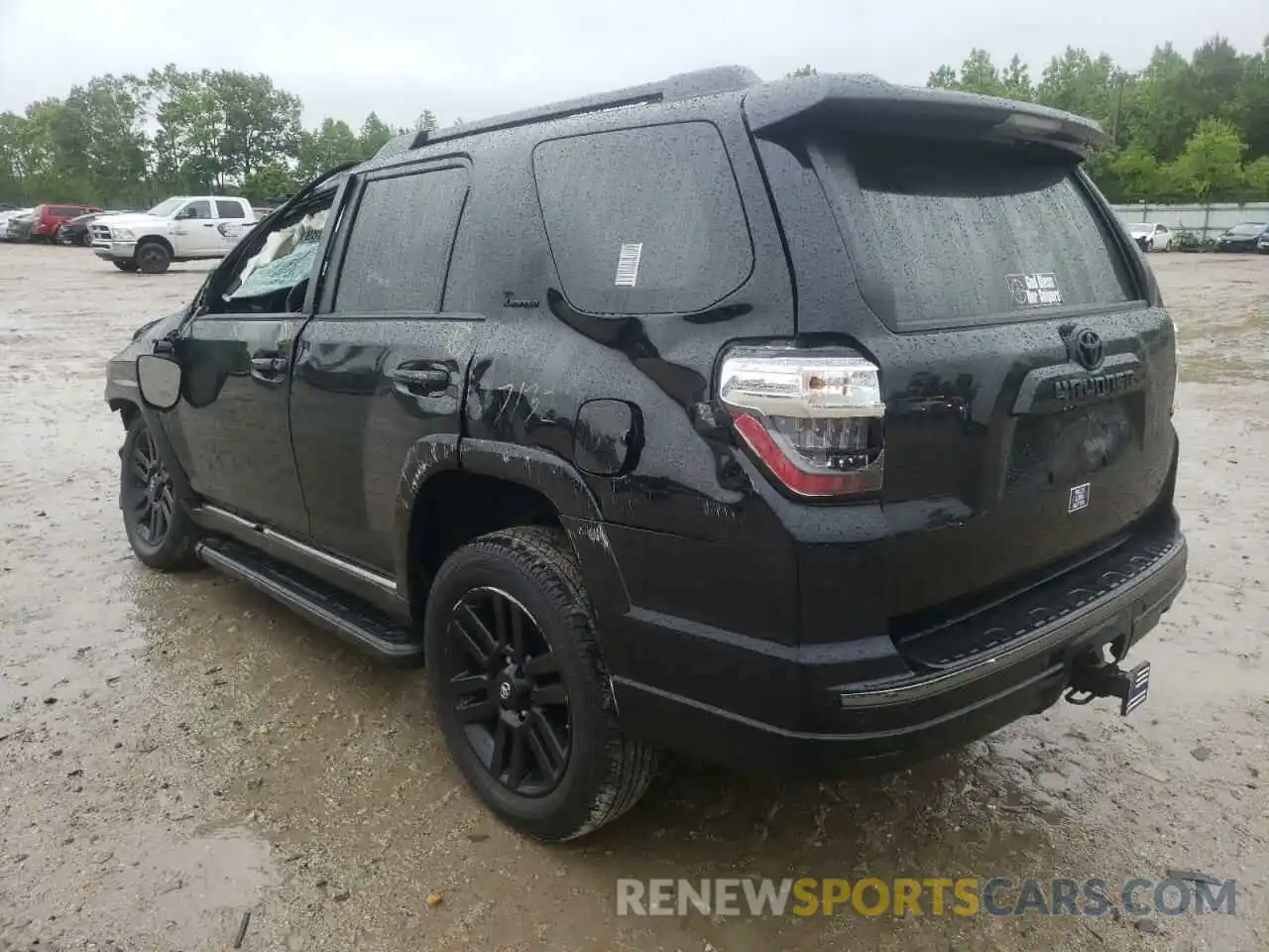 3 Photograph of a damaged car JTEBU5JR7L5832607 TOYOTA 4RUNNER 2020